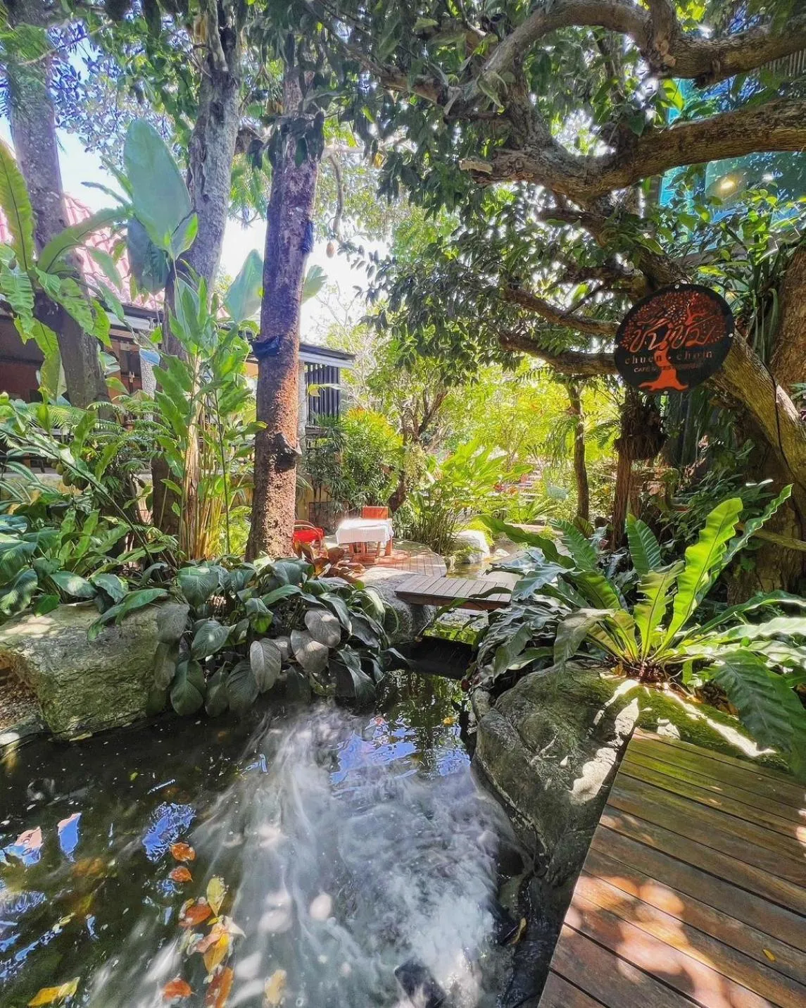 Restaurant/places to eat in Flora Ville-SHA PLUS