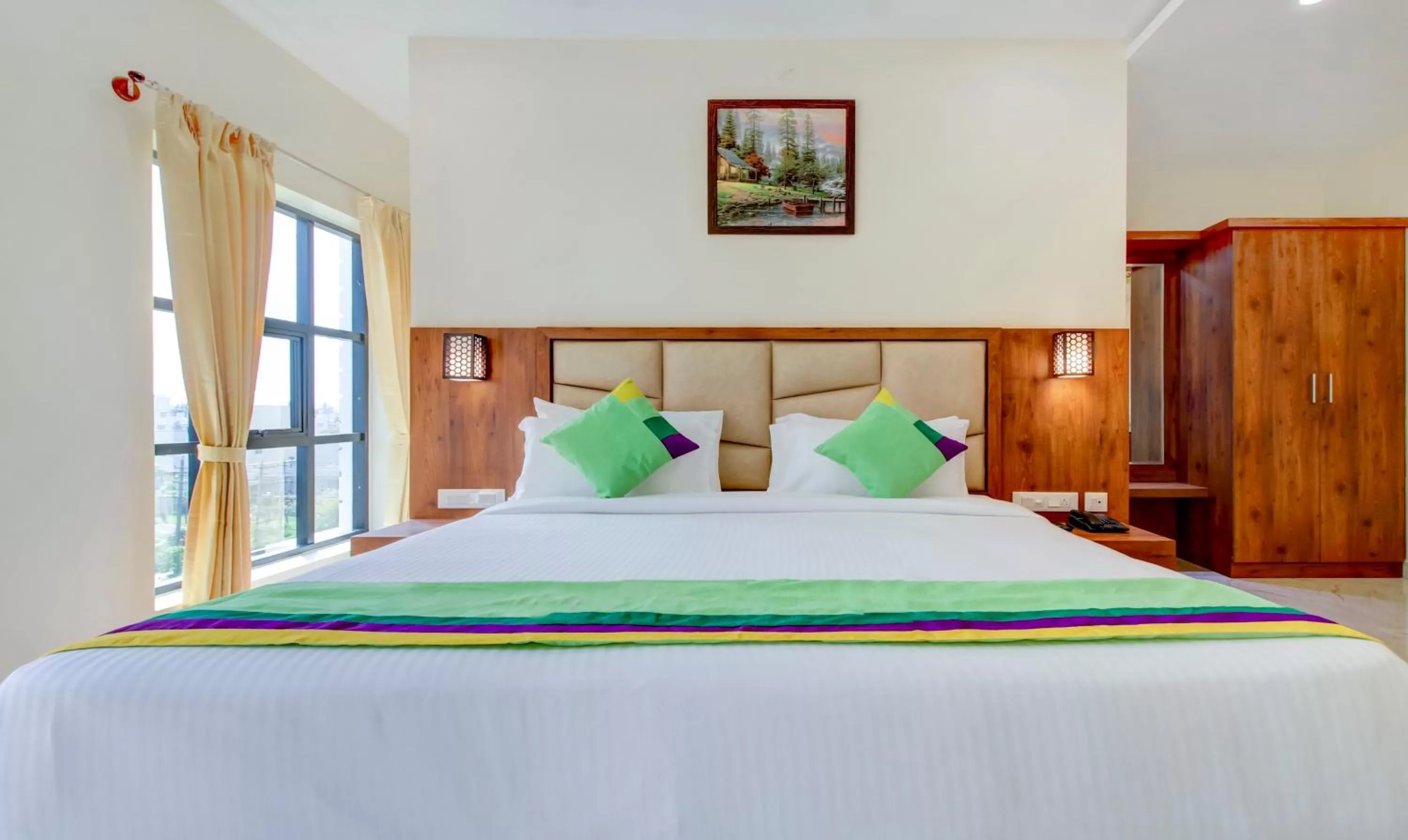 Bedroom, Bed in Treebo The Meridian