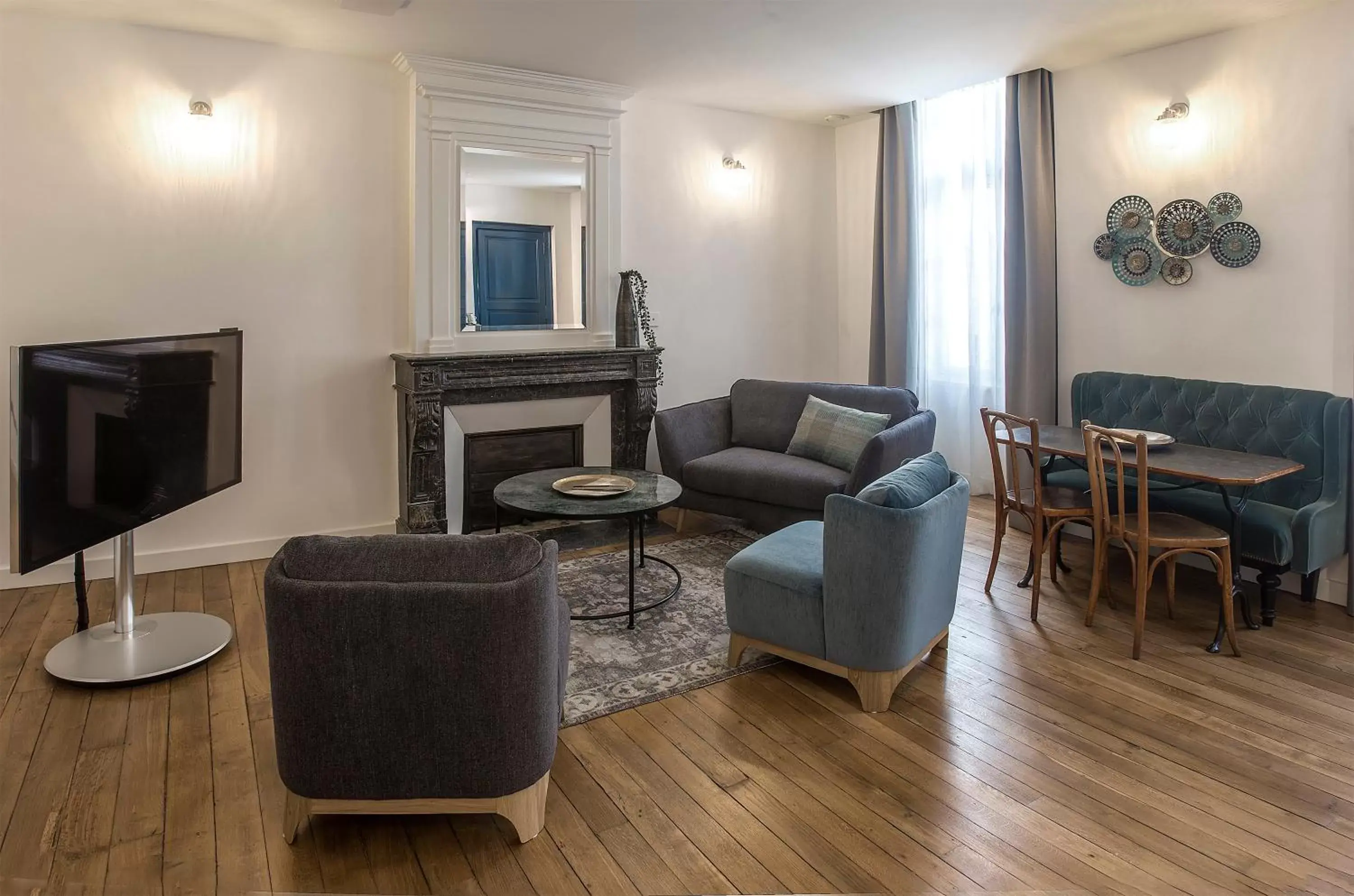 Living room, Seating Area in Apparthôtel Villa Côté Plateau - Angoulême Centre