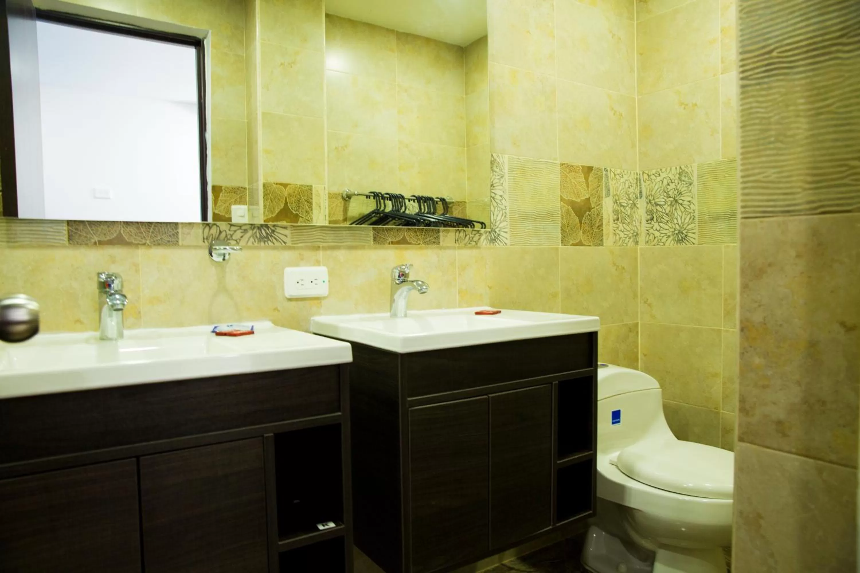 Bathroom in Hollywood Beach Suite