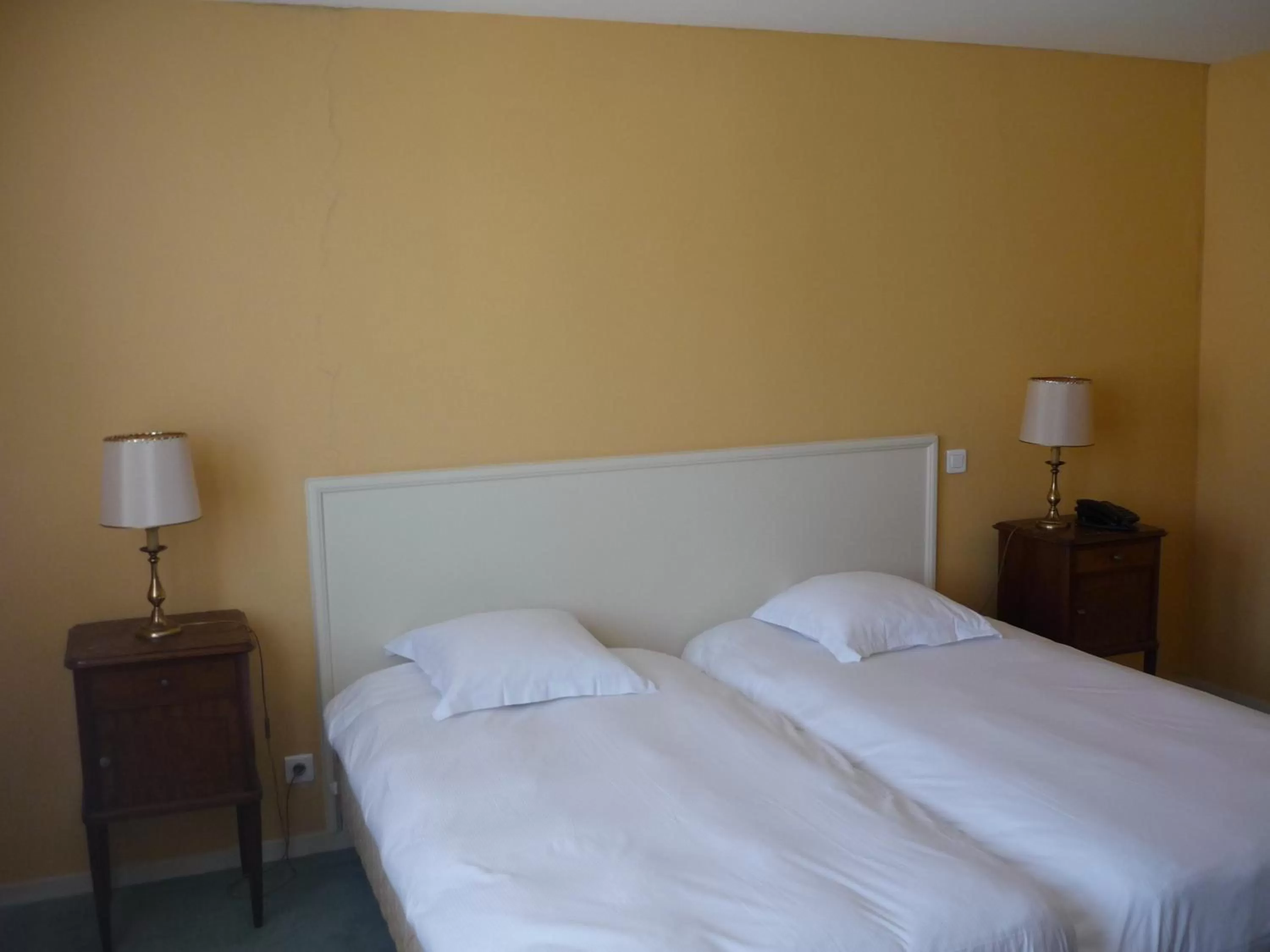 Bed in The Originals Boutique, Hôtel Terminus, Bourg-en-Bresse Gare