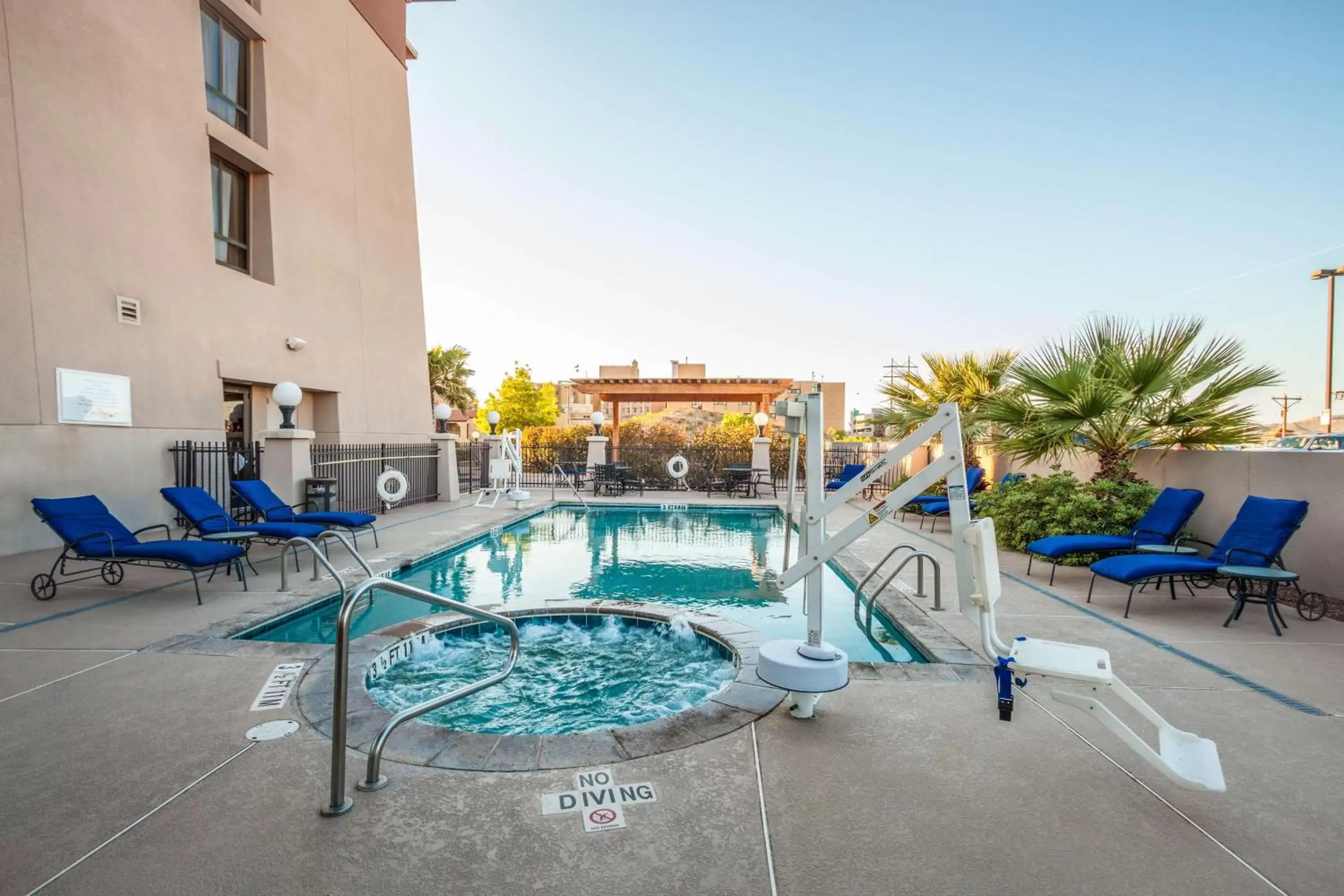 Pool view, Swimming Pool in Hilton Garden Inn El Paso University