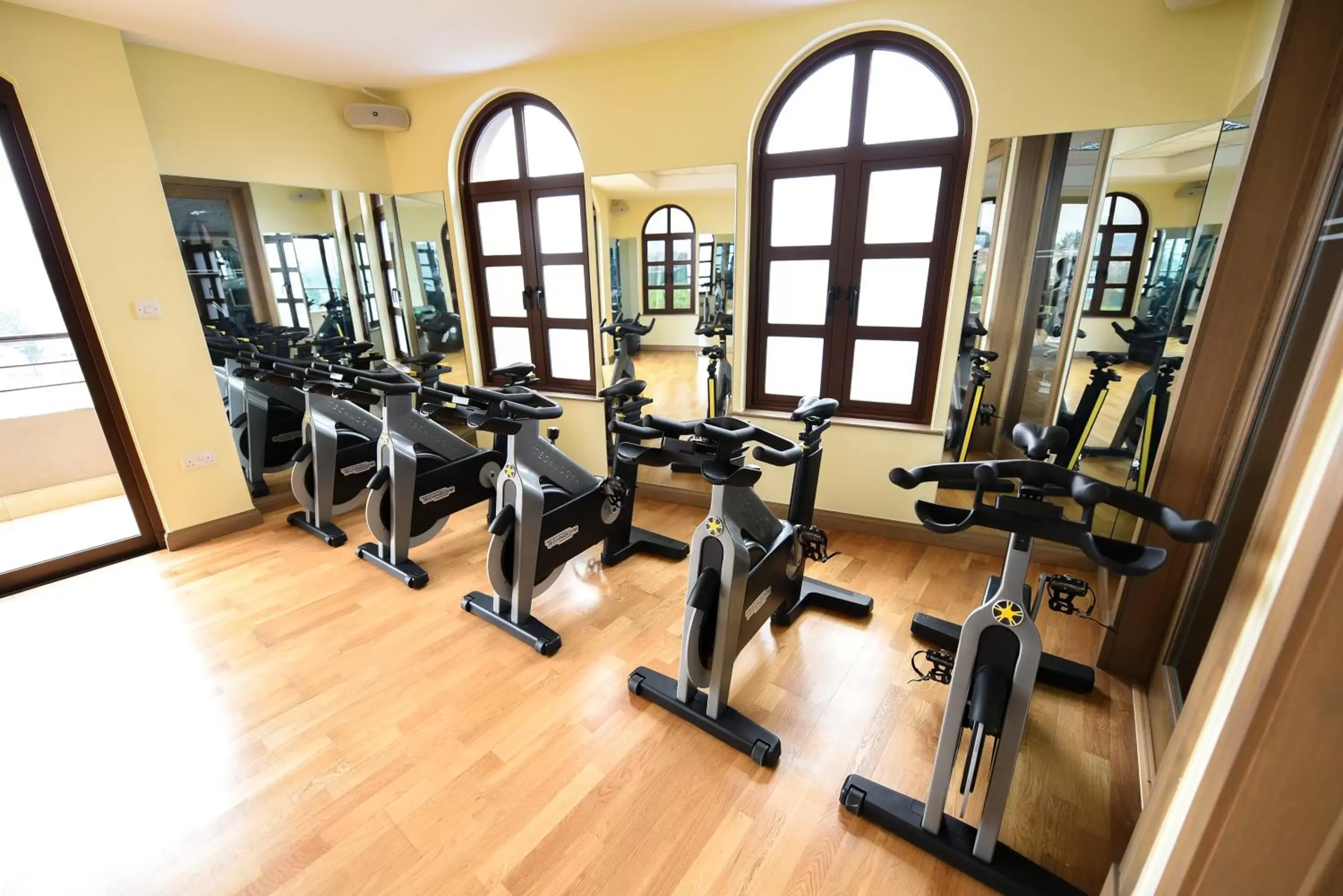 Fitness centre/facilities, Fitness Center/Facilities in Mestil Hotel & Residences