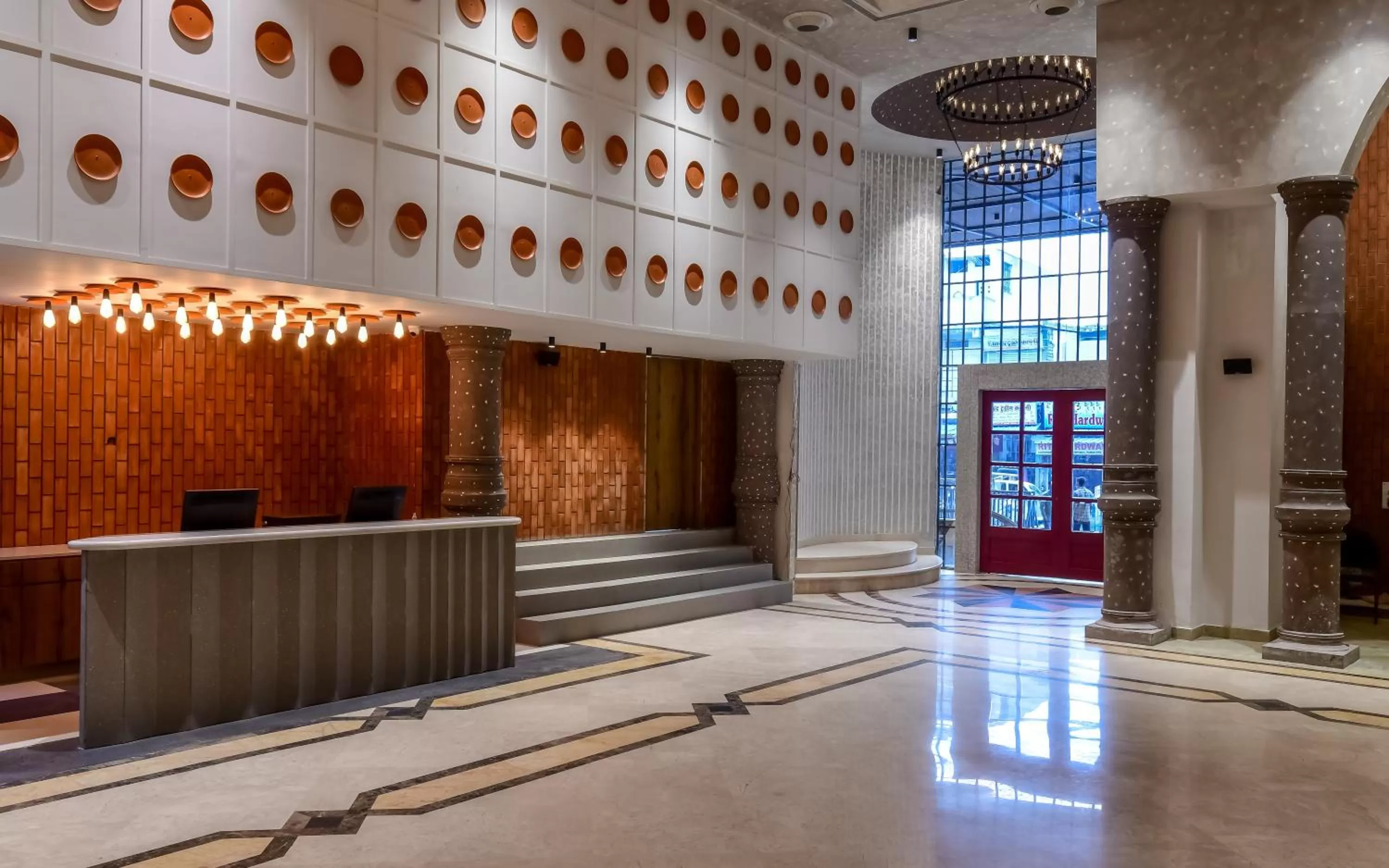 Lobby or reception, Lobby/Reception in The Downton Hotel