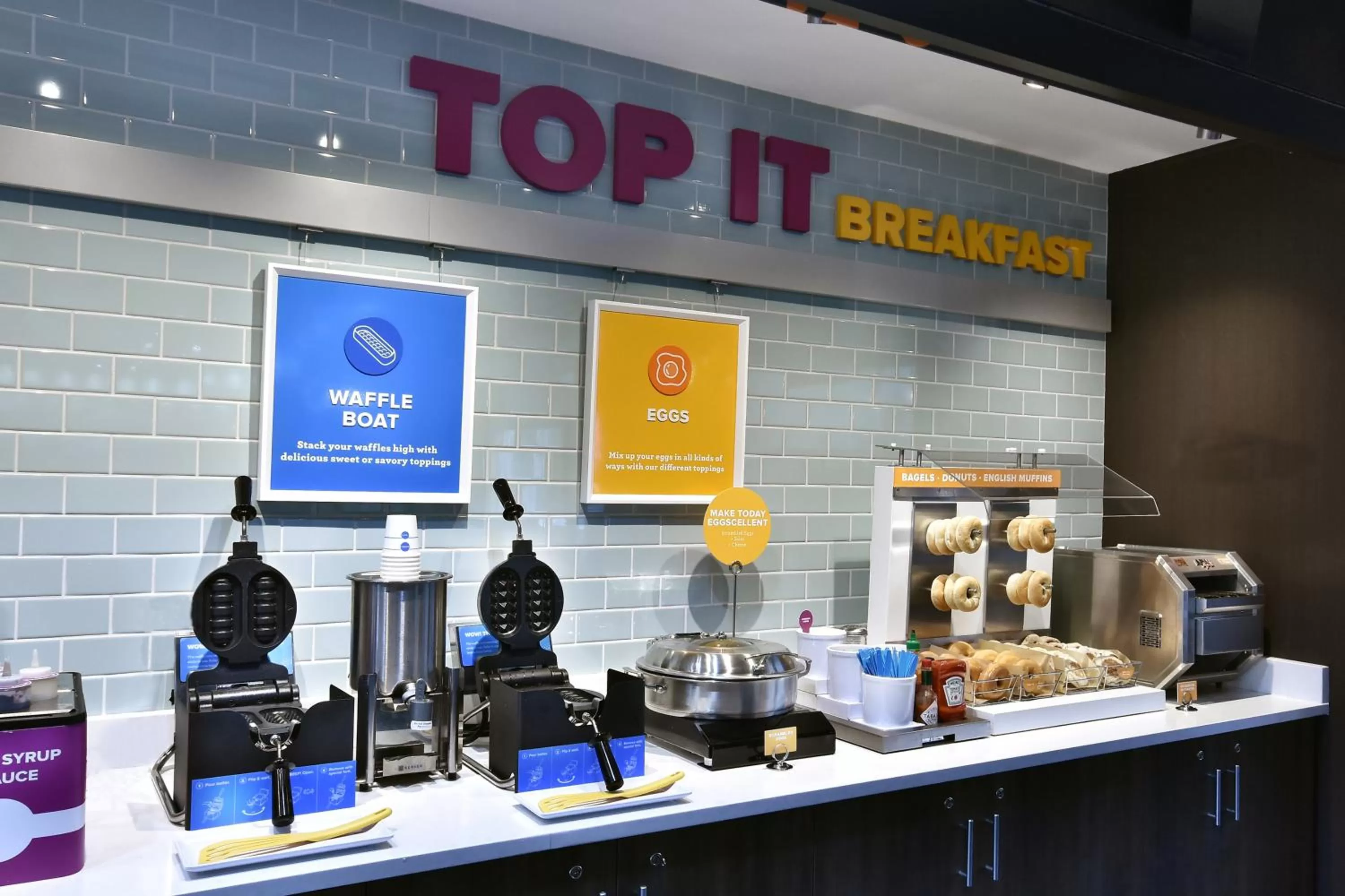 Food and drinks in Tru By Hilton Beckley, Wv