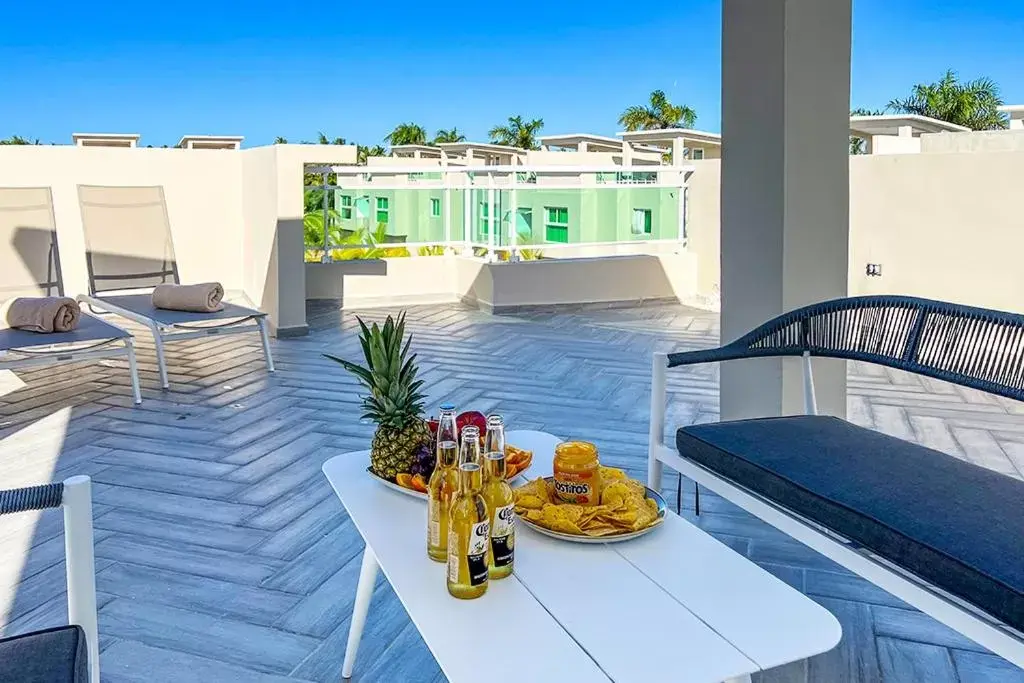 Penthouse Apartment in Playa Palmera Beach Resort