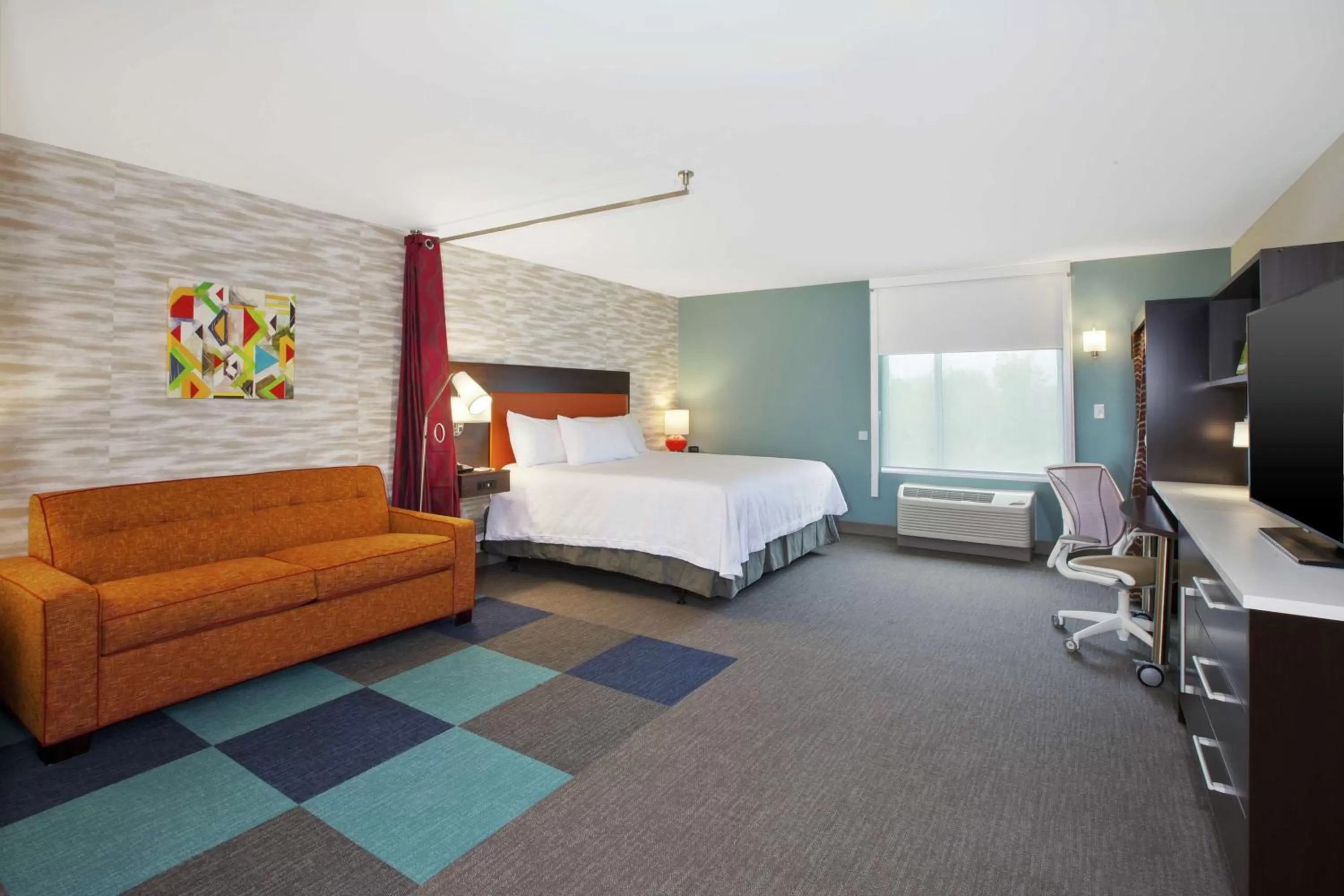 Bedroom, Bed in Home2 Suites By Hilton West Bloomfield, Mi