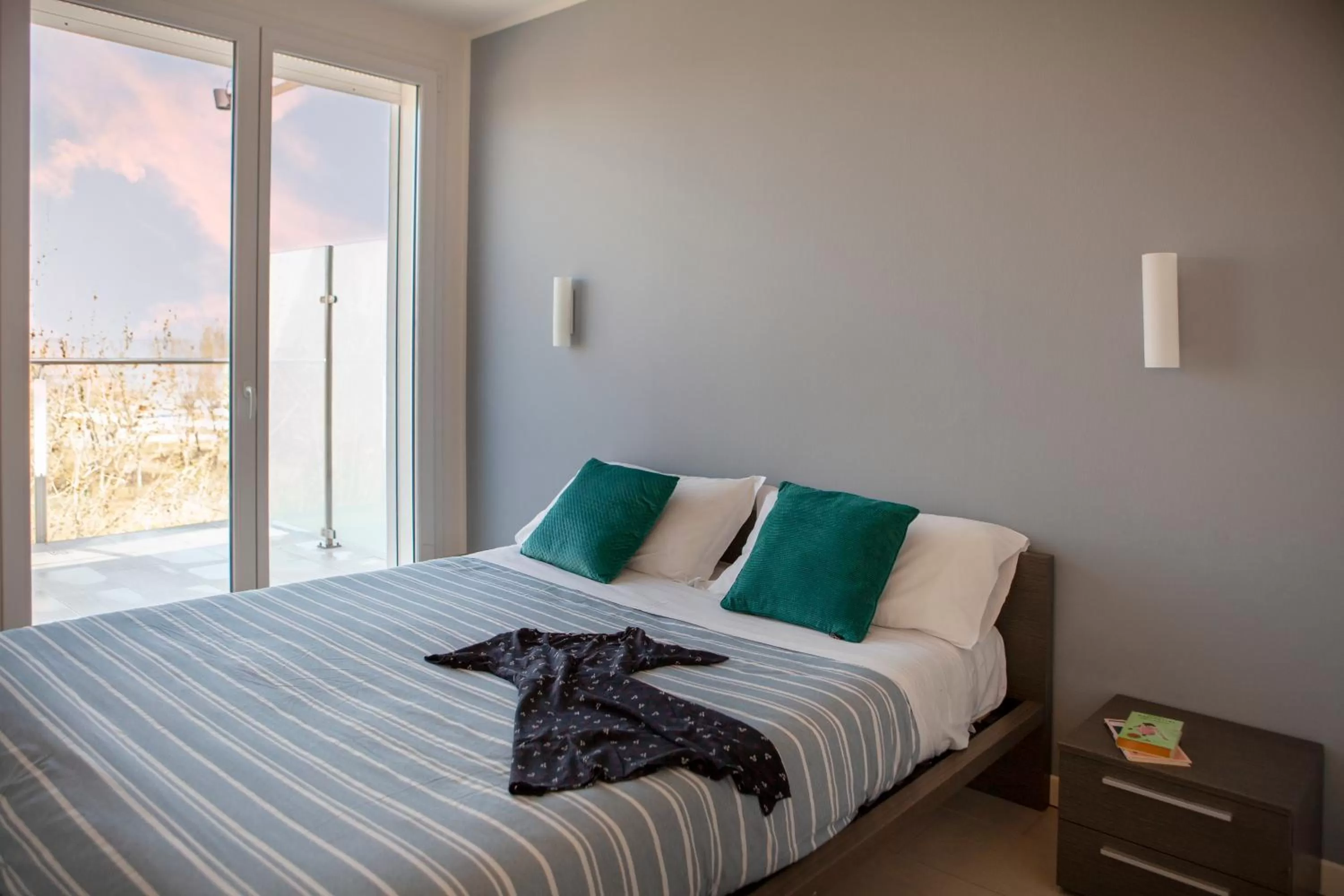 Balcony/Terrace, Bed in Residence Sunrise