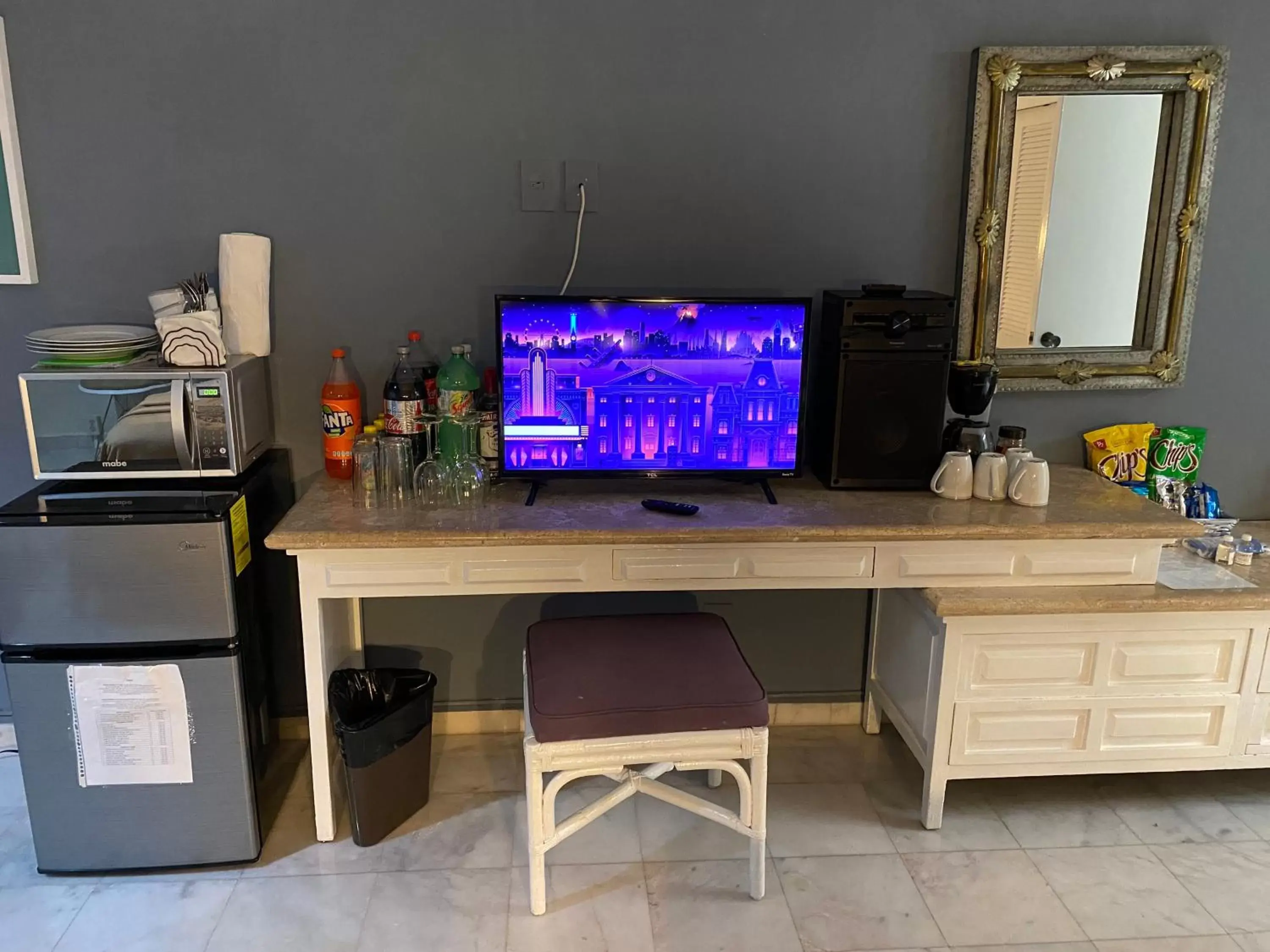 TV and multimedia, TV/Entertainment Center in Condos inside an Ocean Front Hotel Resort