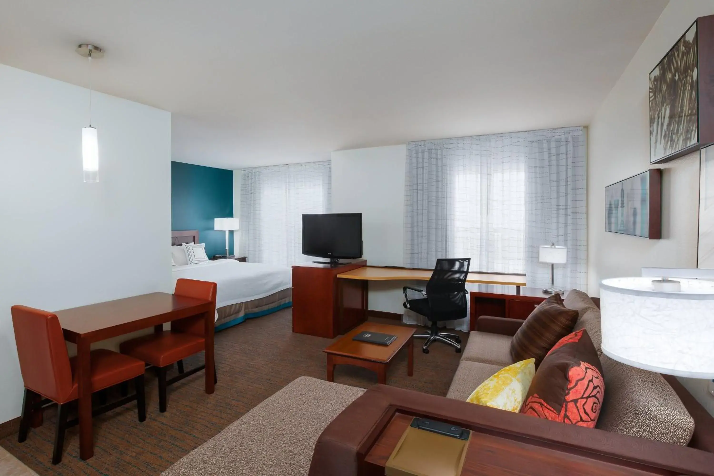 Bedroom, Seating Area in Residence Inn by Marriott Laredo Del Mar