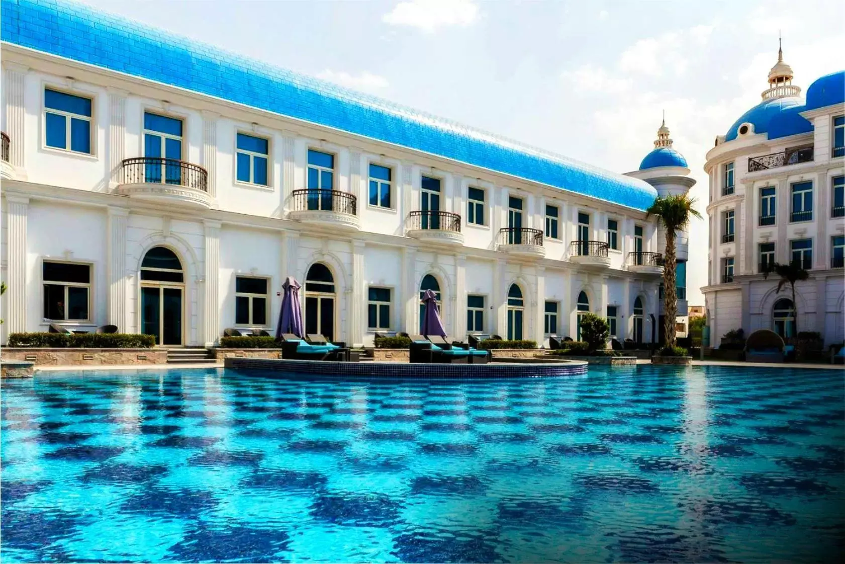 Pool view in Royal Maxim Palace Kempinski Cairo Pool view in Royal Maxim Palace Kempinski Cairo