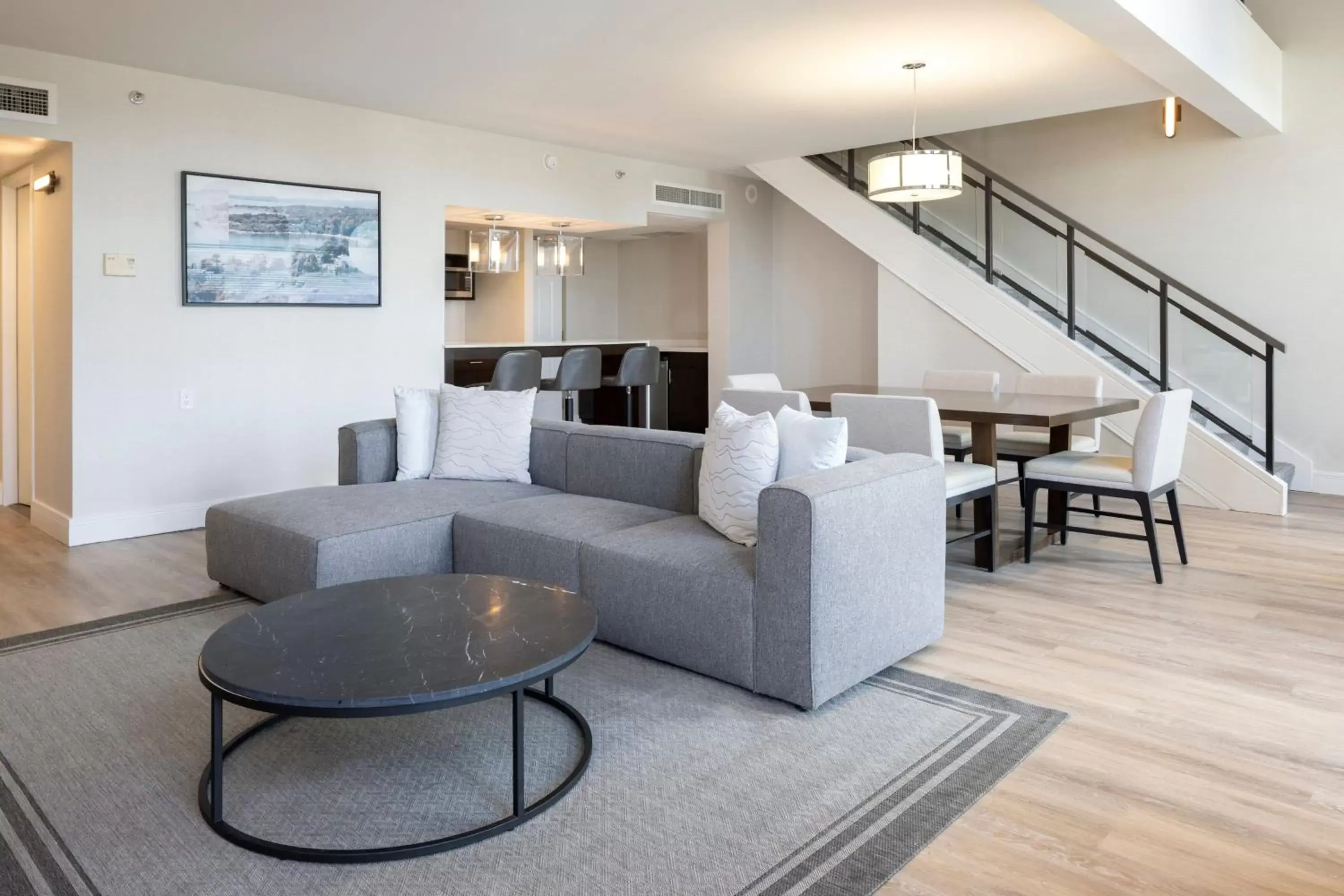 Living room, Seating Area in Delta Hotels by Marriott Victoria Ocean Pointe Resort