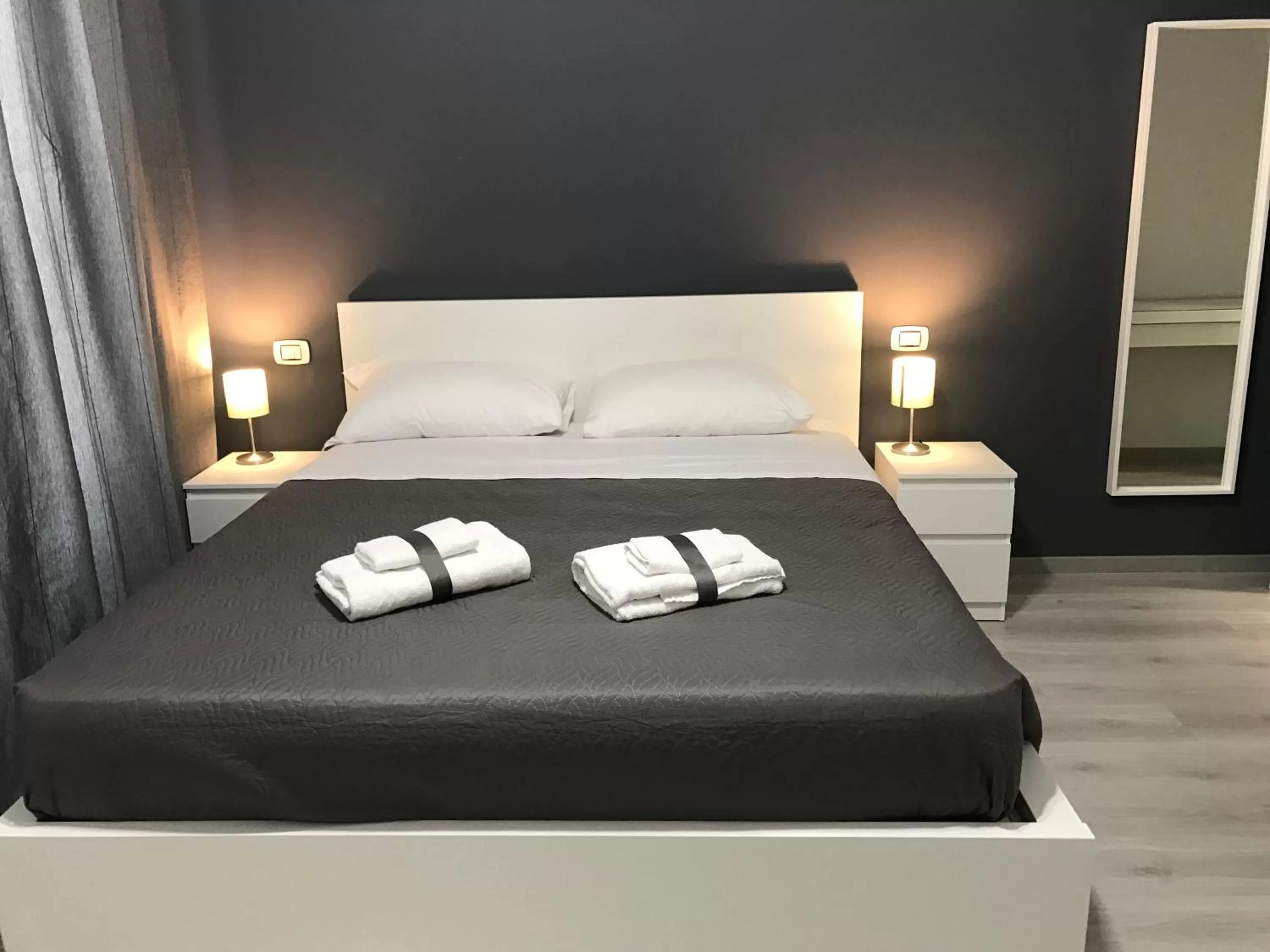 Photo of the whole room, Bed in Sensation House