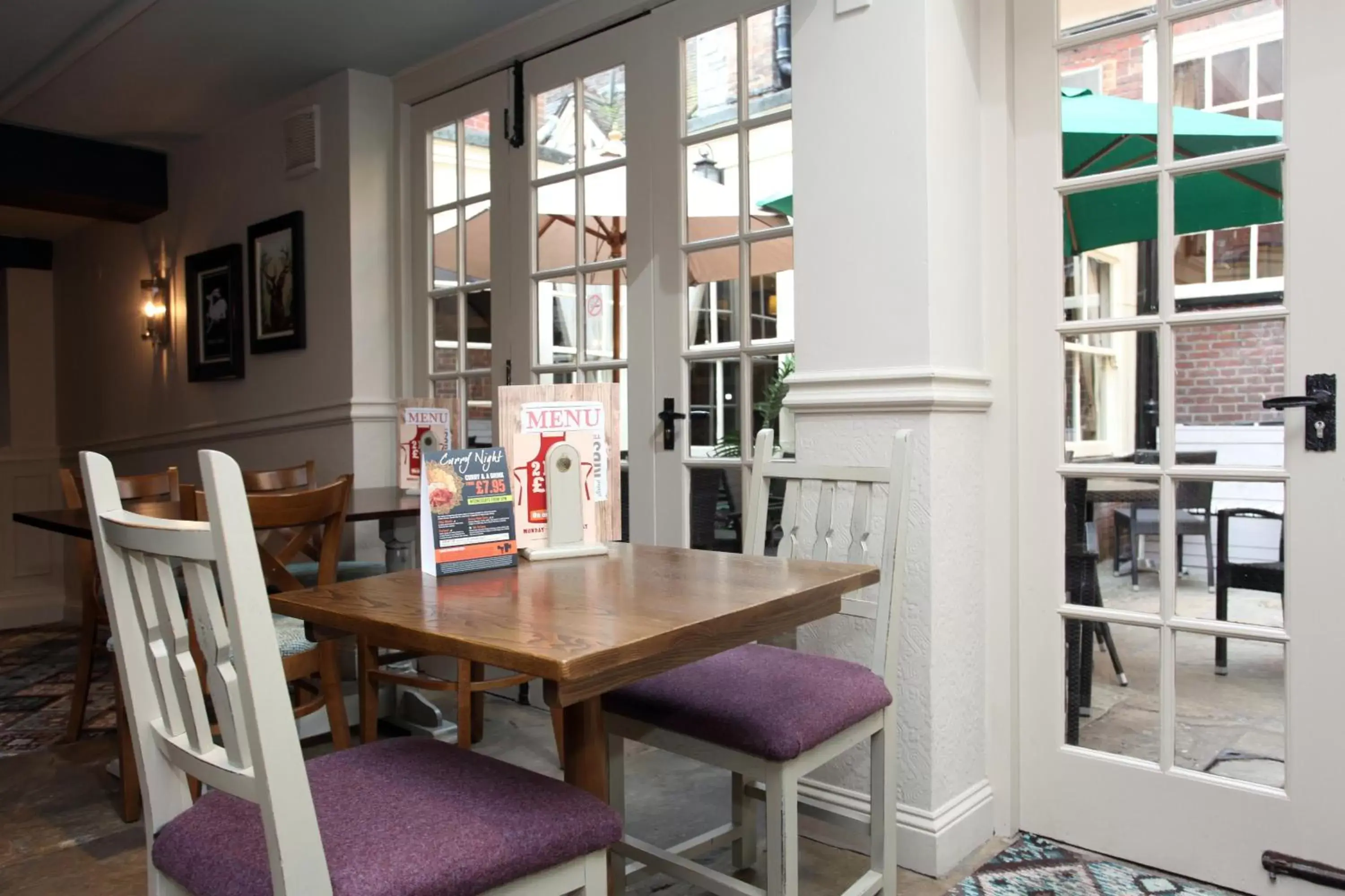 Restaurant/places to eat in Original White Hart, Ringwood by Marston's Inns