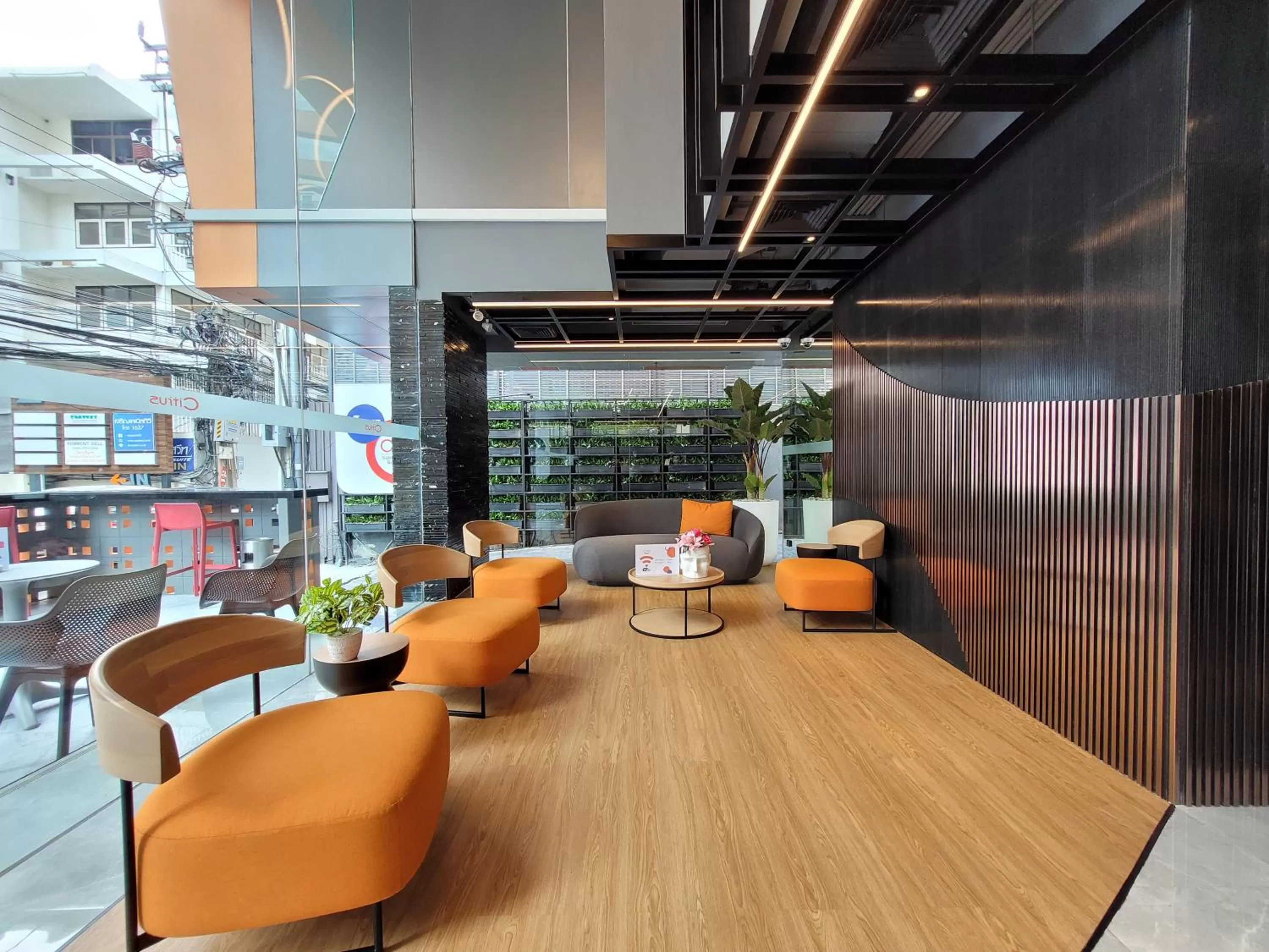 Lobby or reception in Citrus Sukhumvit 13 Nana Bangkok by Compass Hospitality - Newly Renovated