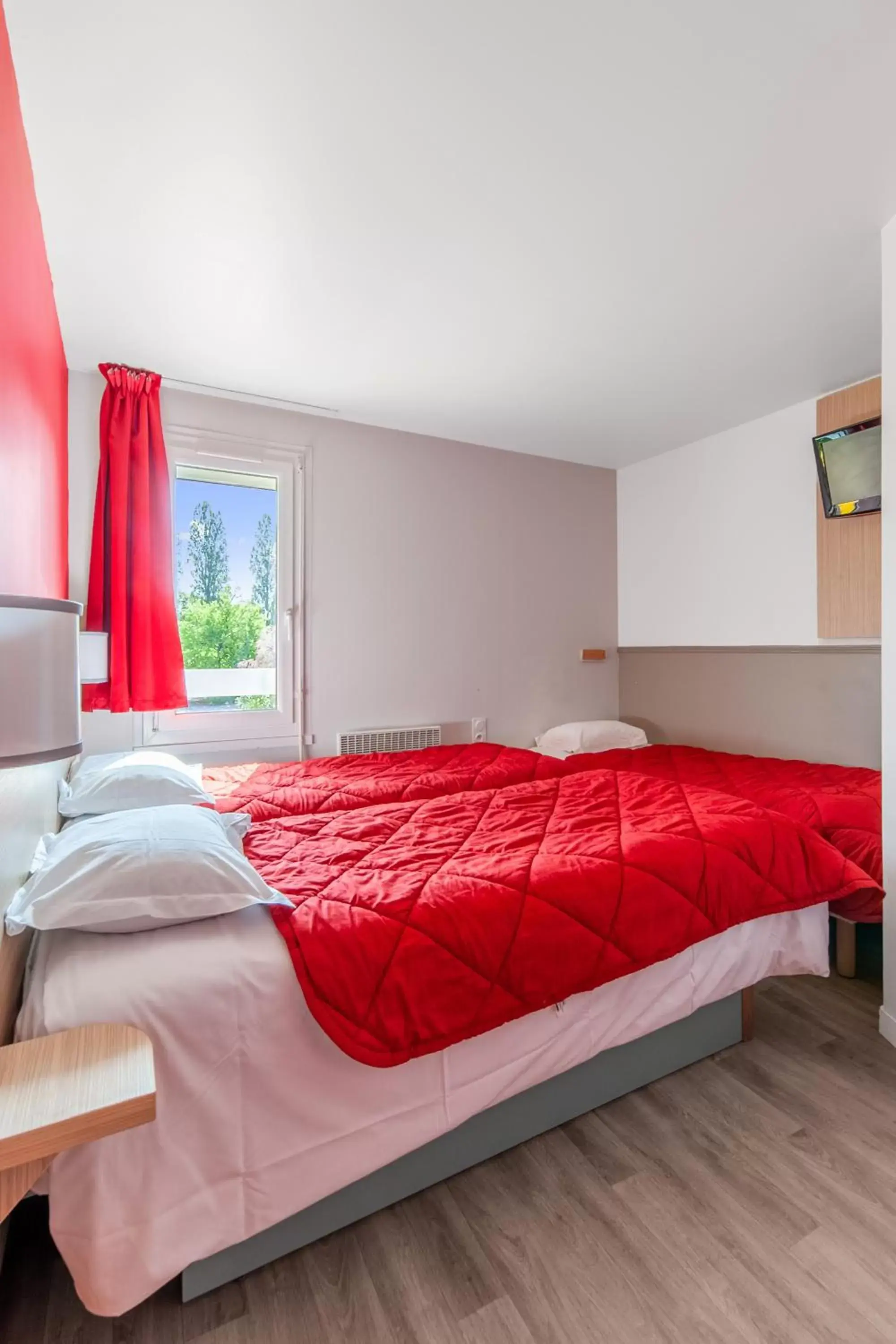 View (from property/room), Bed in Premiere Classe Rennes Ouest - Le Rheu