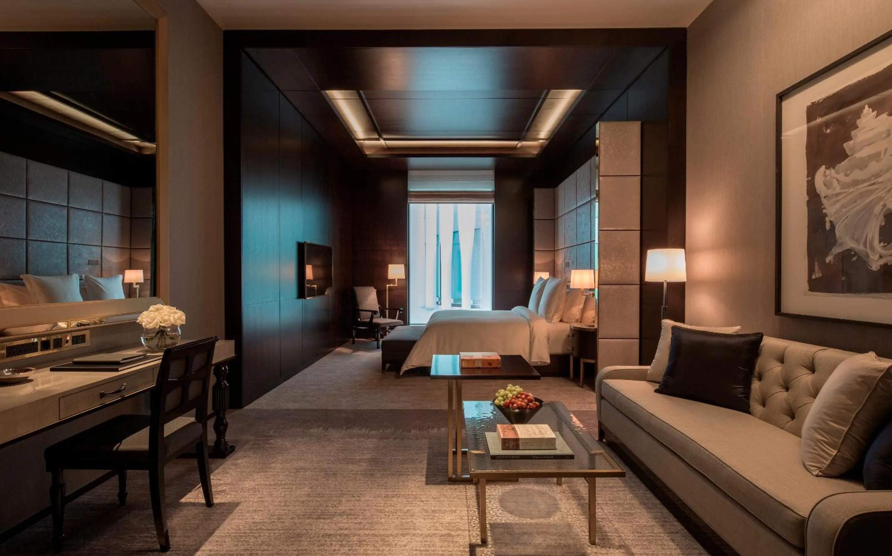 Bedroom in Four Seasons Hotel London at Tower Bridge