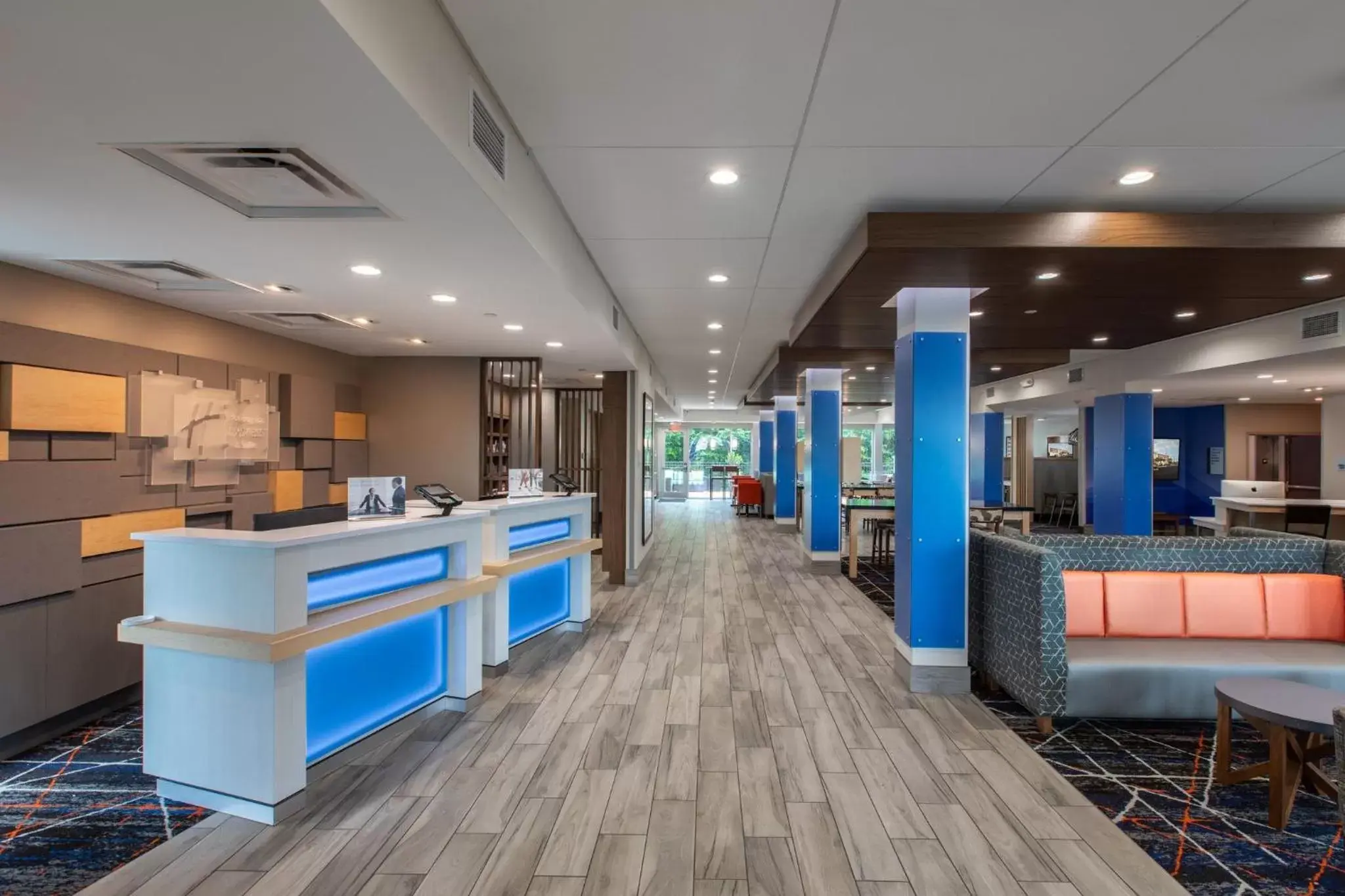 Property building, Lobby/Reception in Holiday Inn Express & Suites - Greenville - Taylors, an IHG Hotel