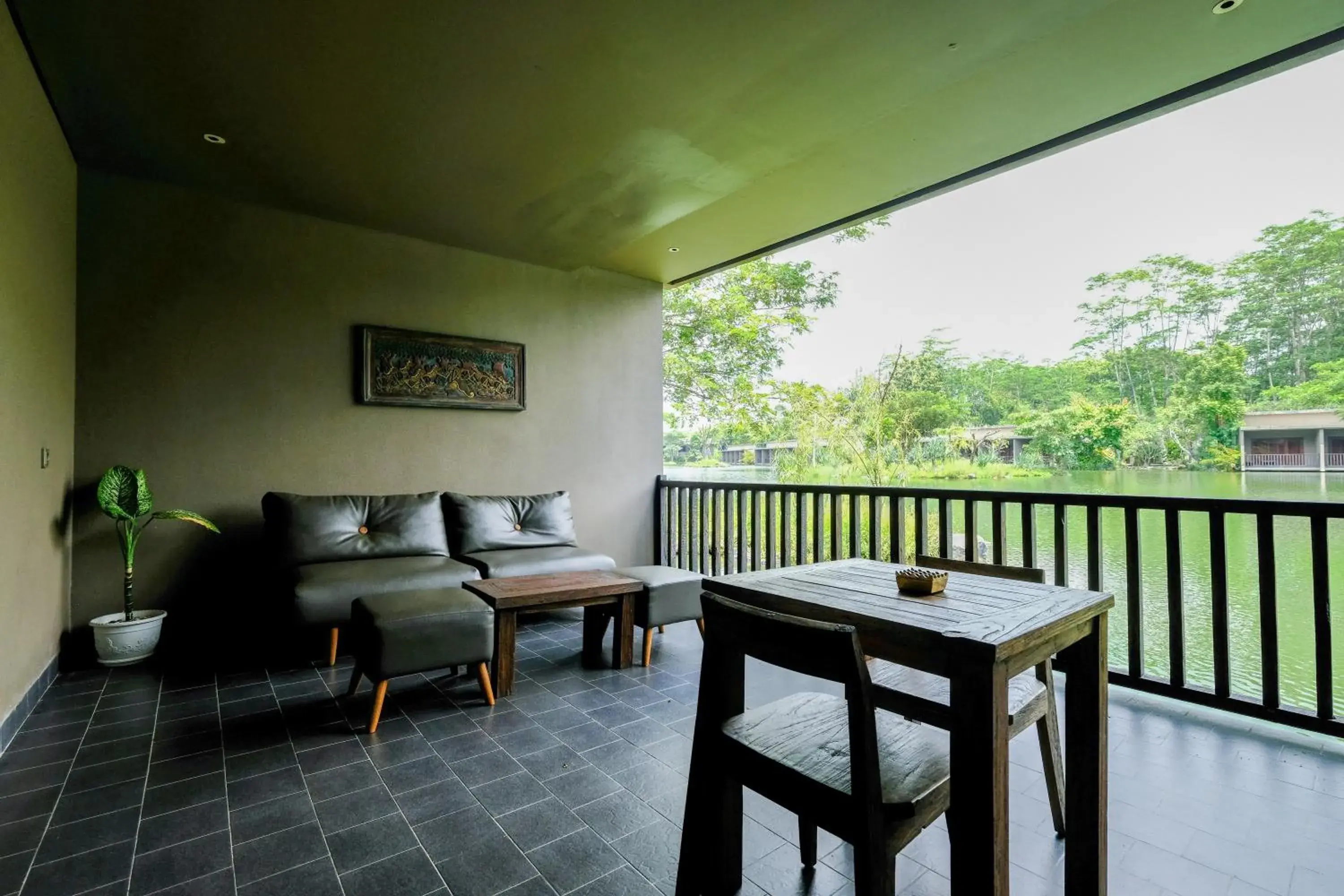 Suite in The Westlake Hotel & Resort Yogyakarta Suite in The Westlake Hotel & Resort Yogyakarta