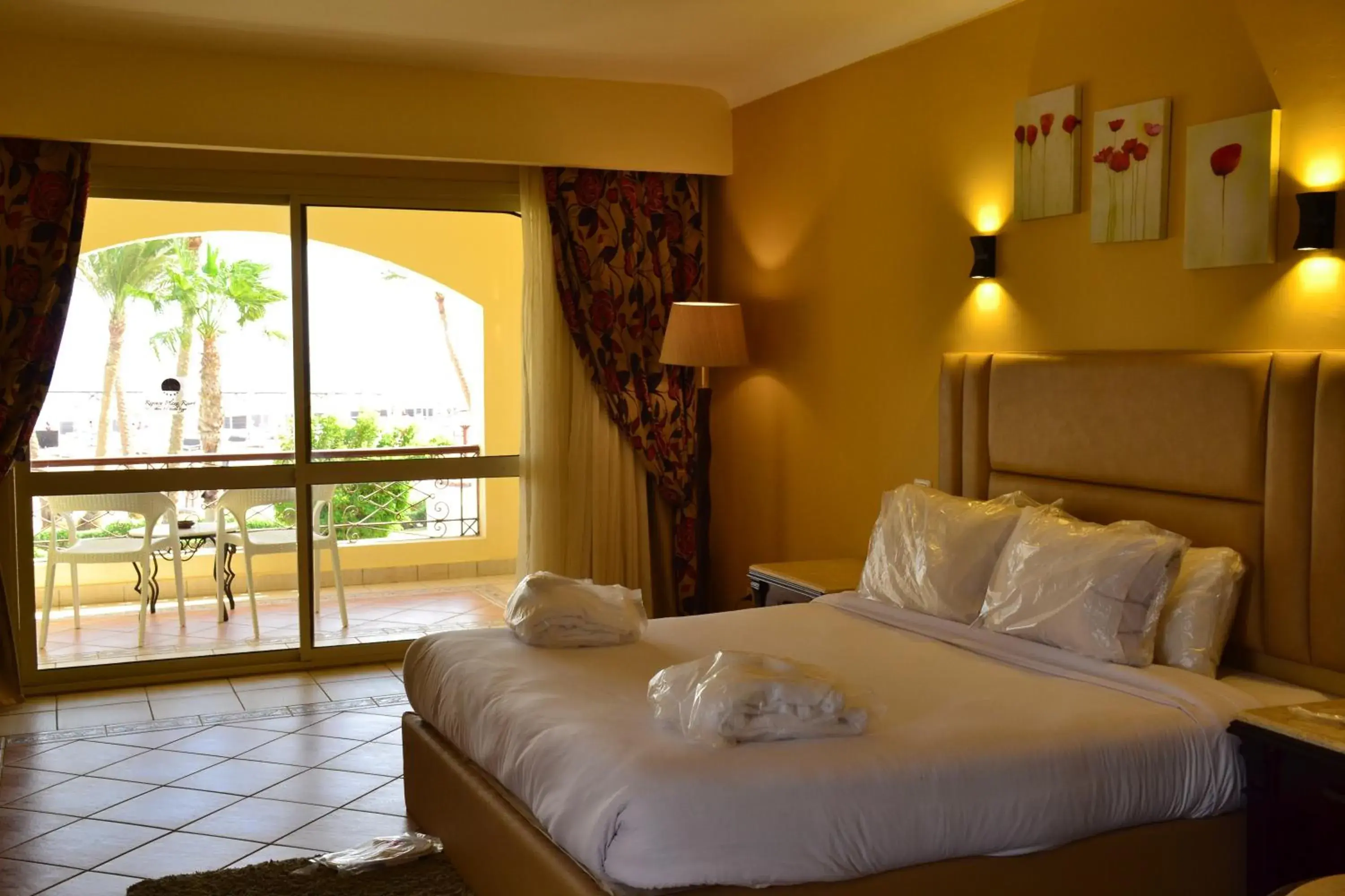 Bedroom, Bed in Regency Plaza Aqua Park and Spa Resort