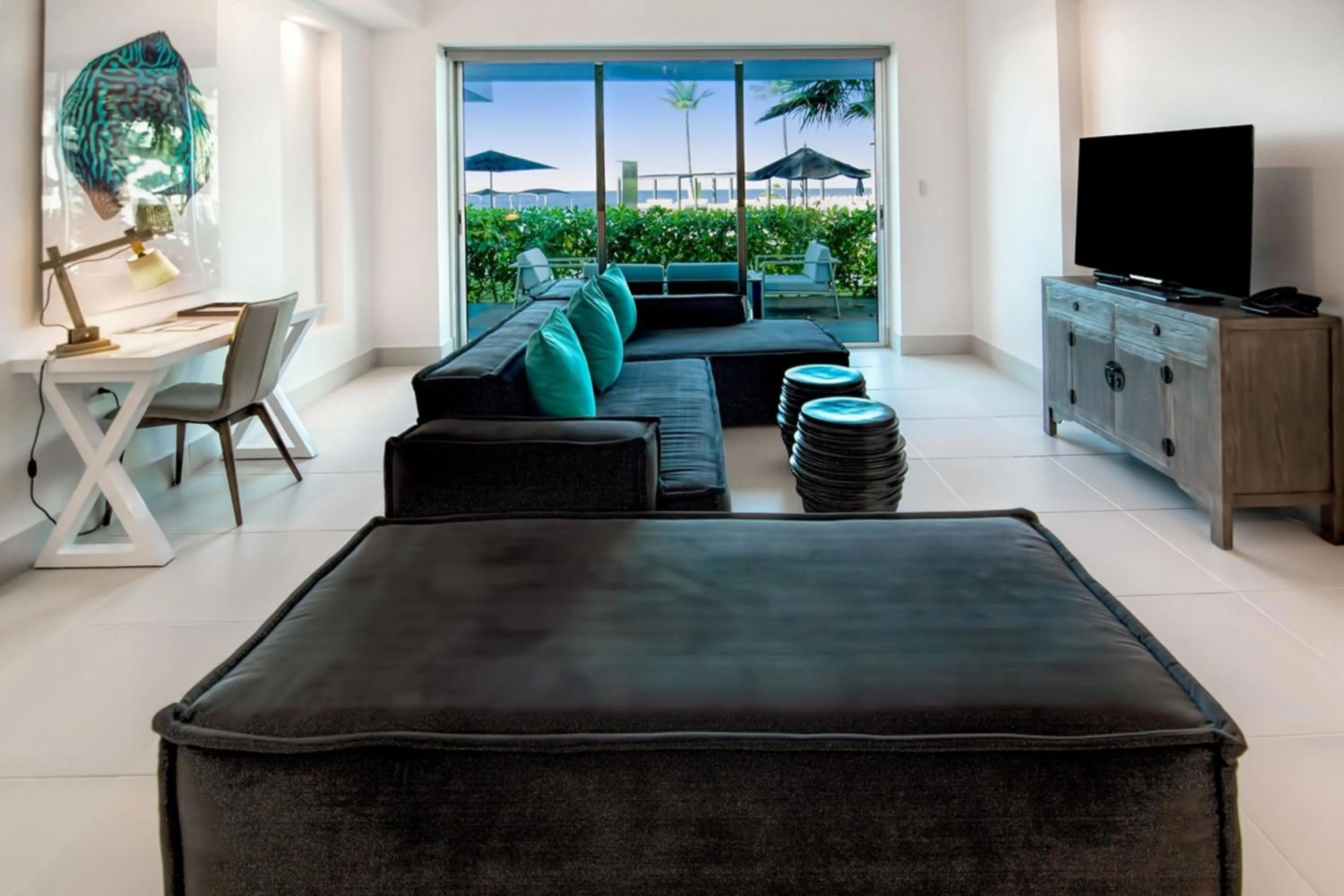 One-Bedroom King Suite with Balcony and Ocean View in The Ocean Club, a Luxury Collection Resort, Costa Norte