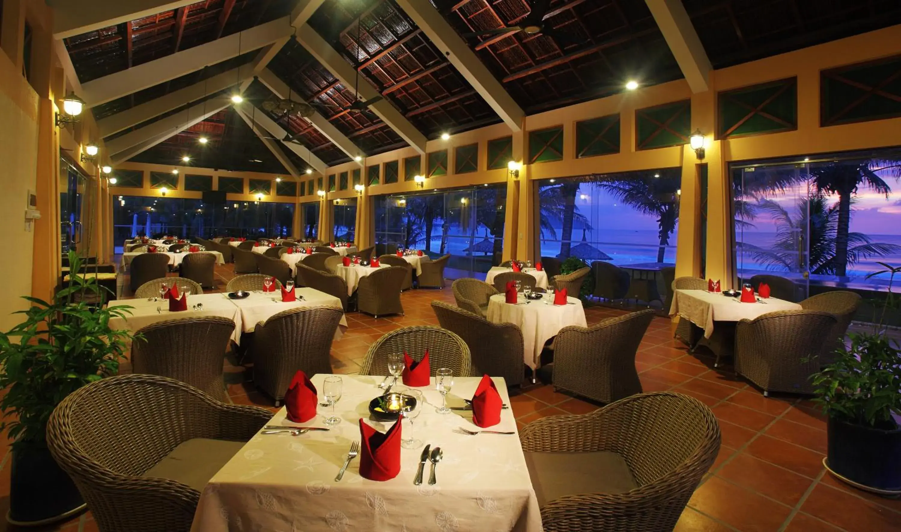 Restaurant/Places to Eat in Pandanus Resort