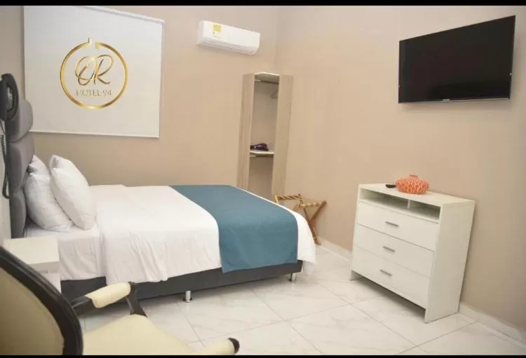 Property building, Bed in OR HOTEL 94