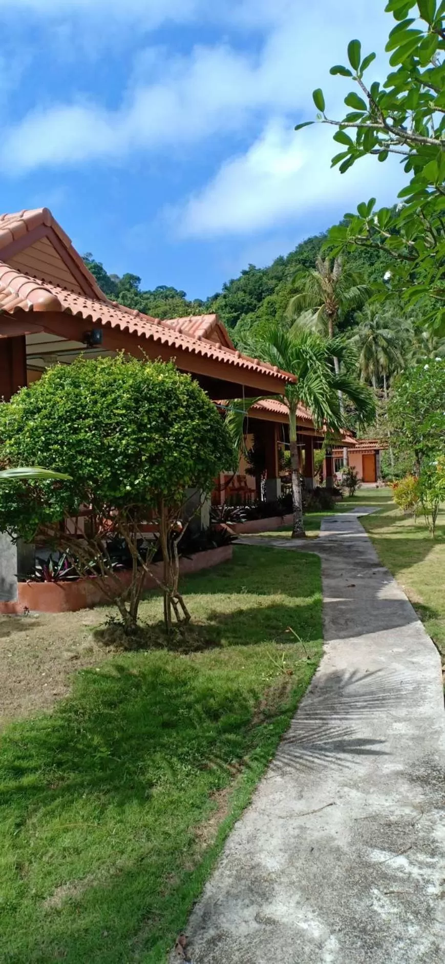 Property building in Koh Ngai Kaimuk Thong Resort