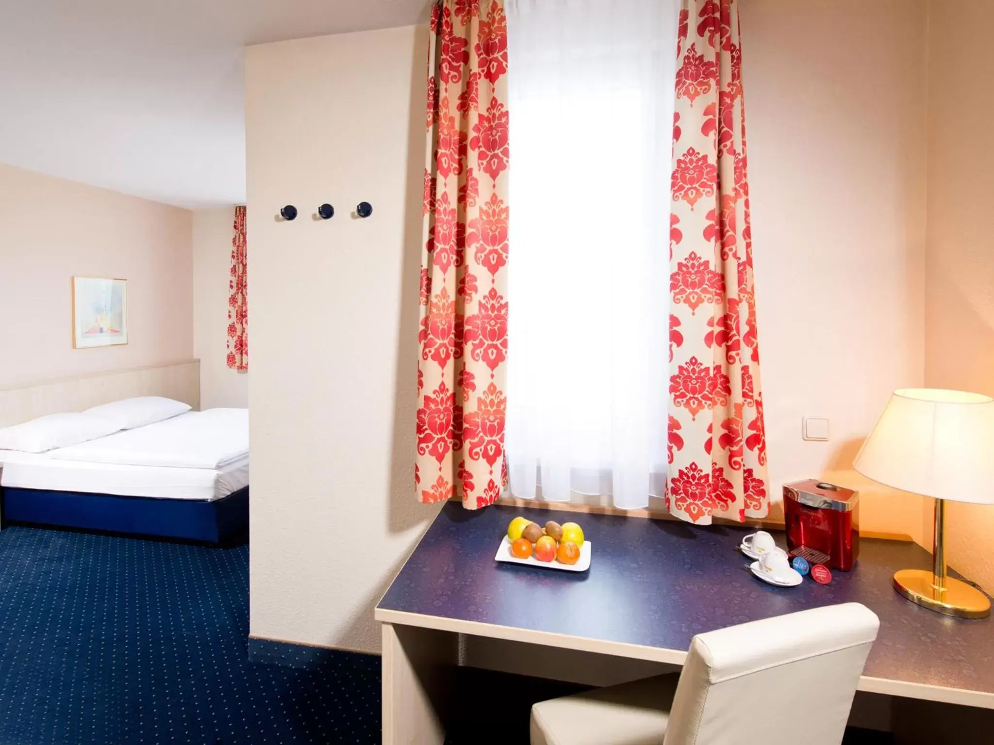 Photo of the whole room, Bed in ACHAT Hotel Leipzig Messe Photo of the whole room, Bed in ACHAT Hotel Leipzig Messe