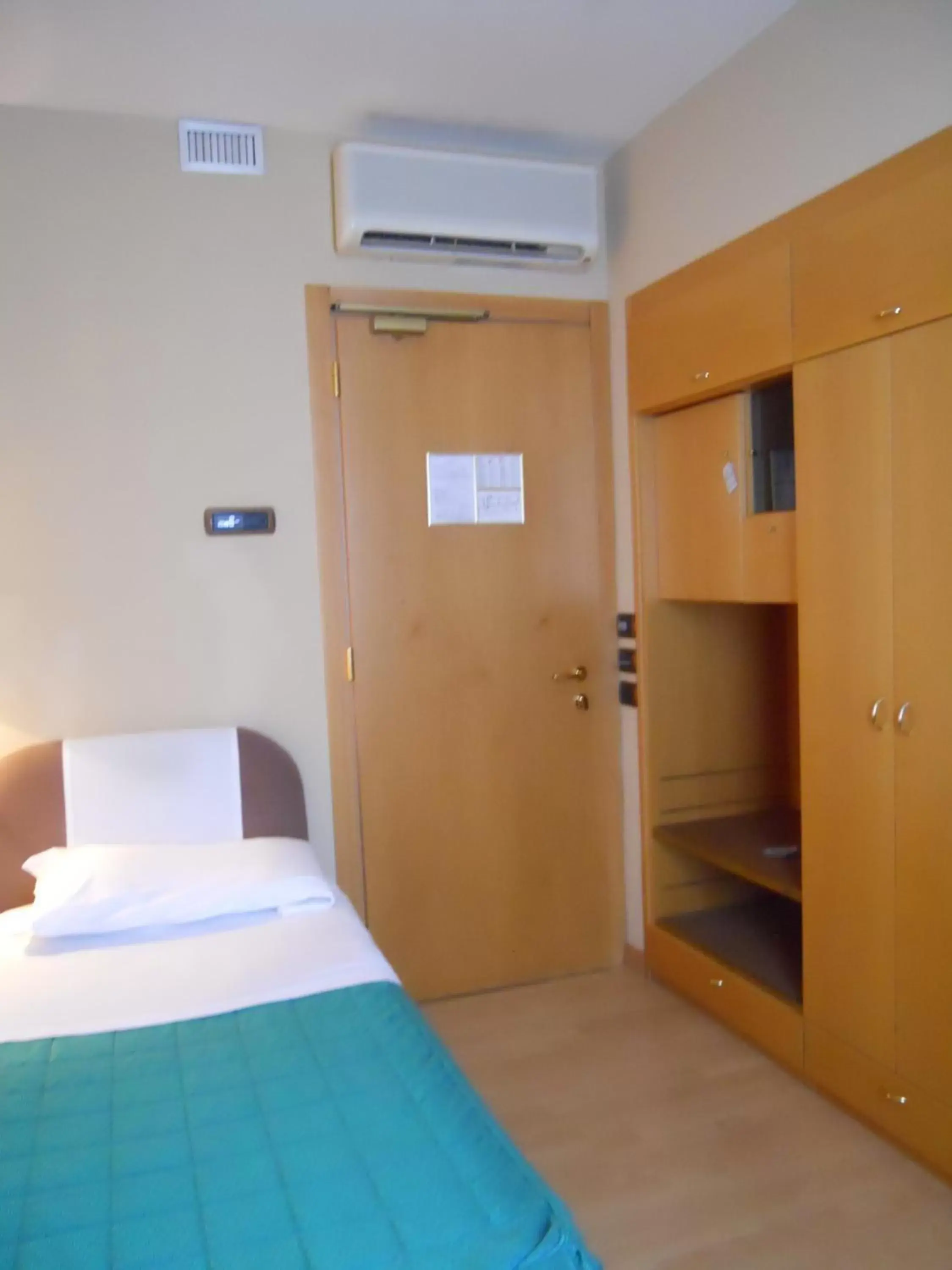 Single Room in Albergo Italia