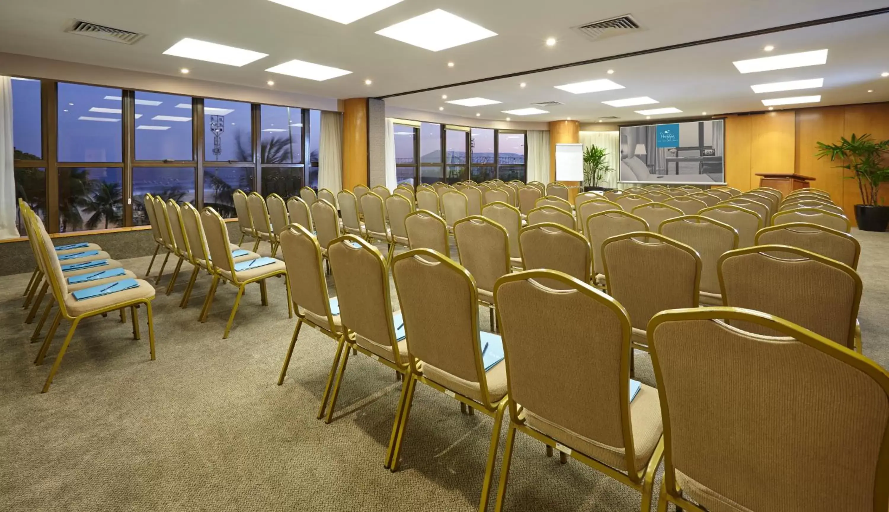 Meeting/conference room in PortoBay Rio de Janeiro