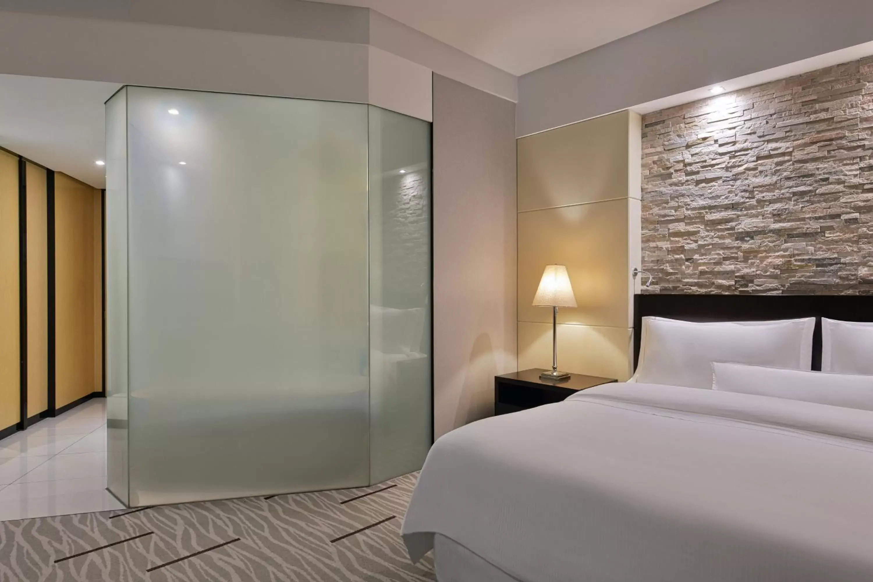 Photo of the whole room, Bed in The Westin City Centre Bahrain