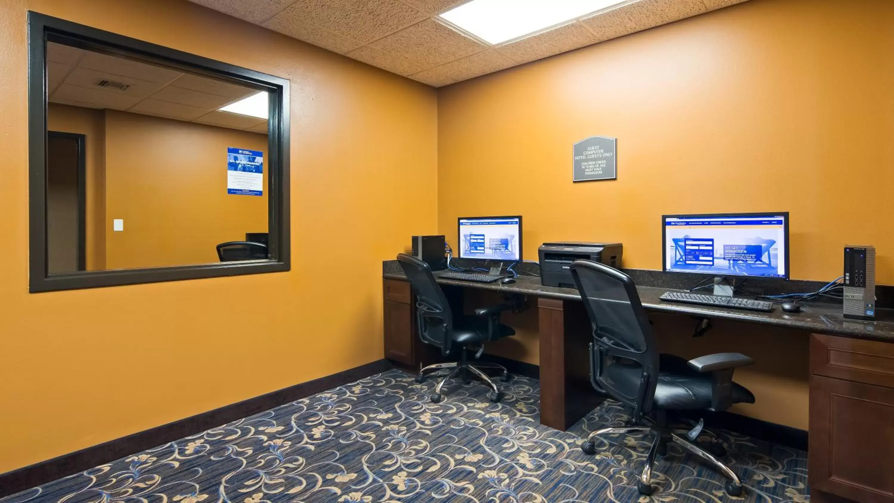 Business facilities in Best Western Resort Hotel & Conference Center Portage