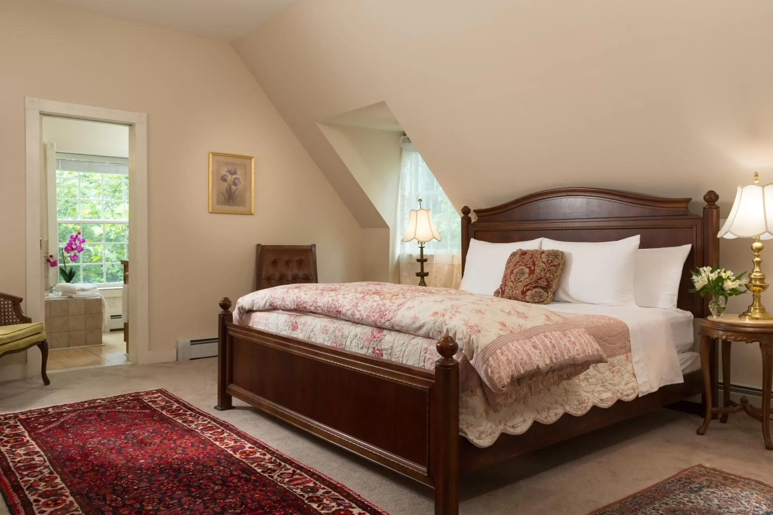 Bedroom, Bed in Mercersburg Inn