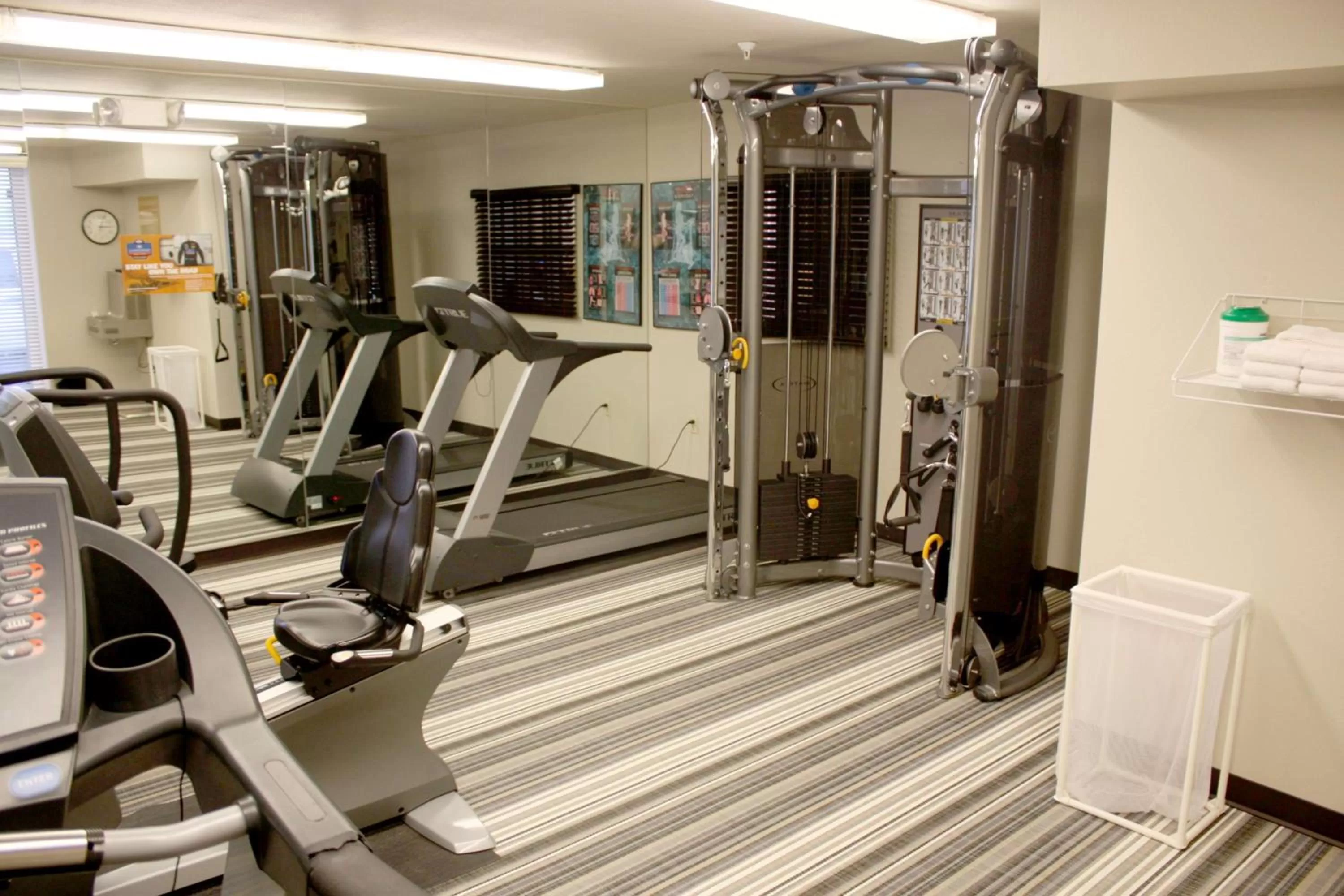 Fitness centre/facilities in Sonesta Simply Suites Phoenix Glendale