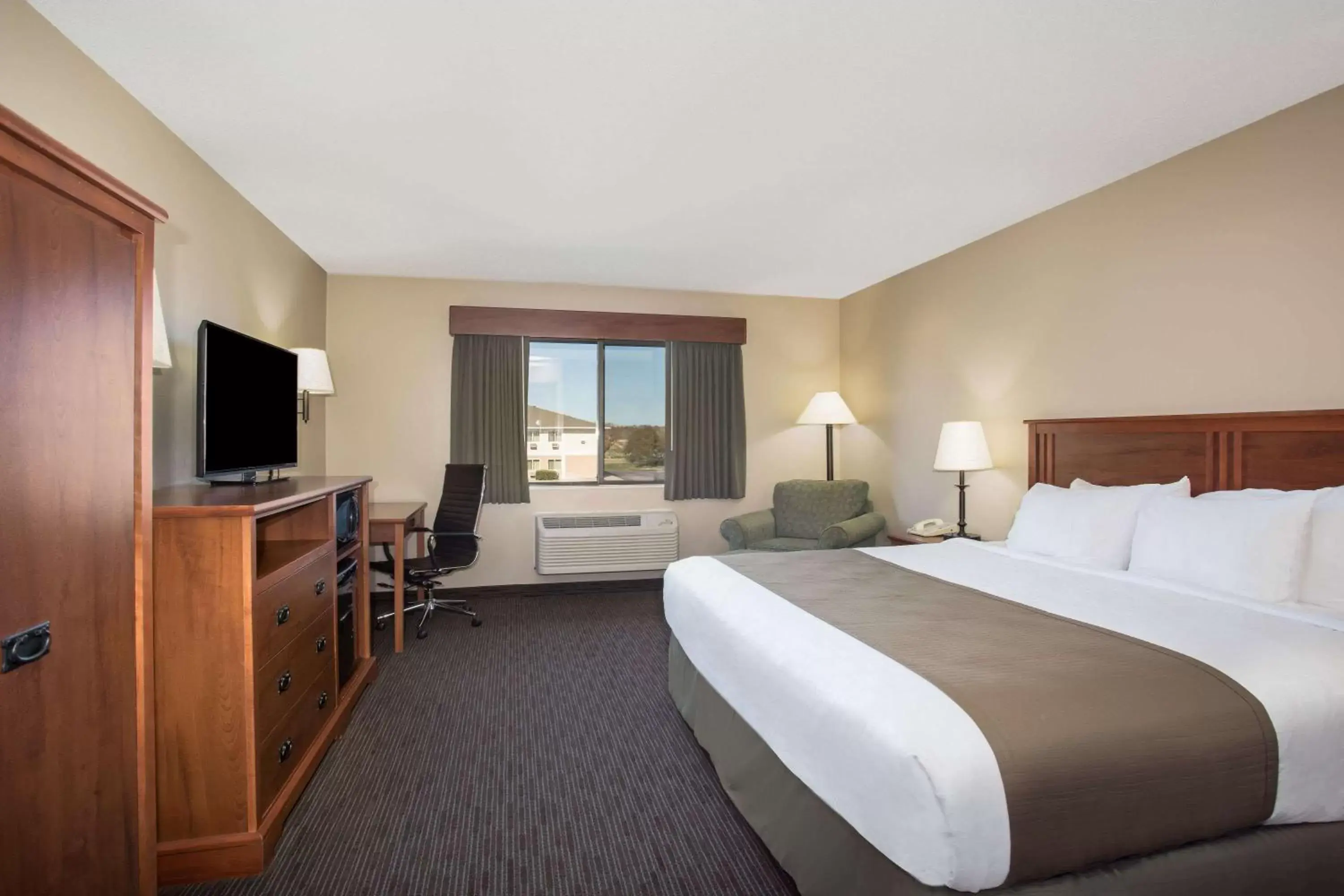 Photo of the whole room in AmericInn by Wyndham Sioux City