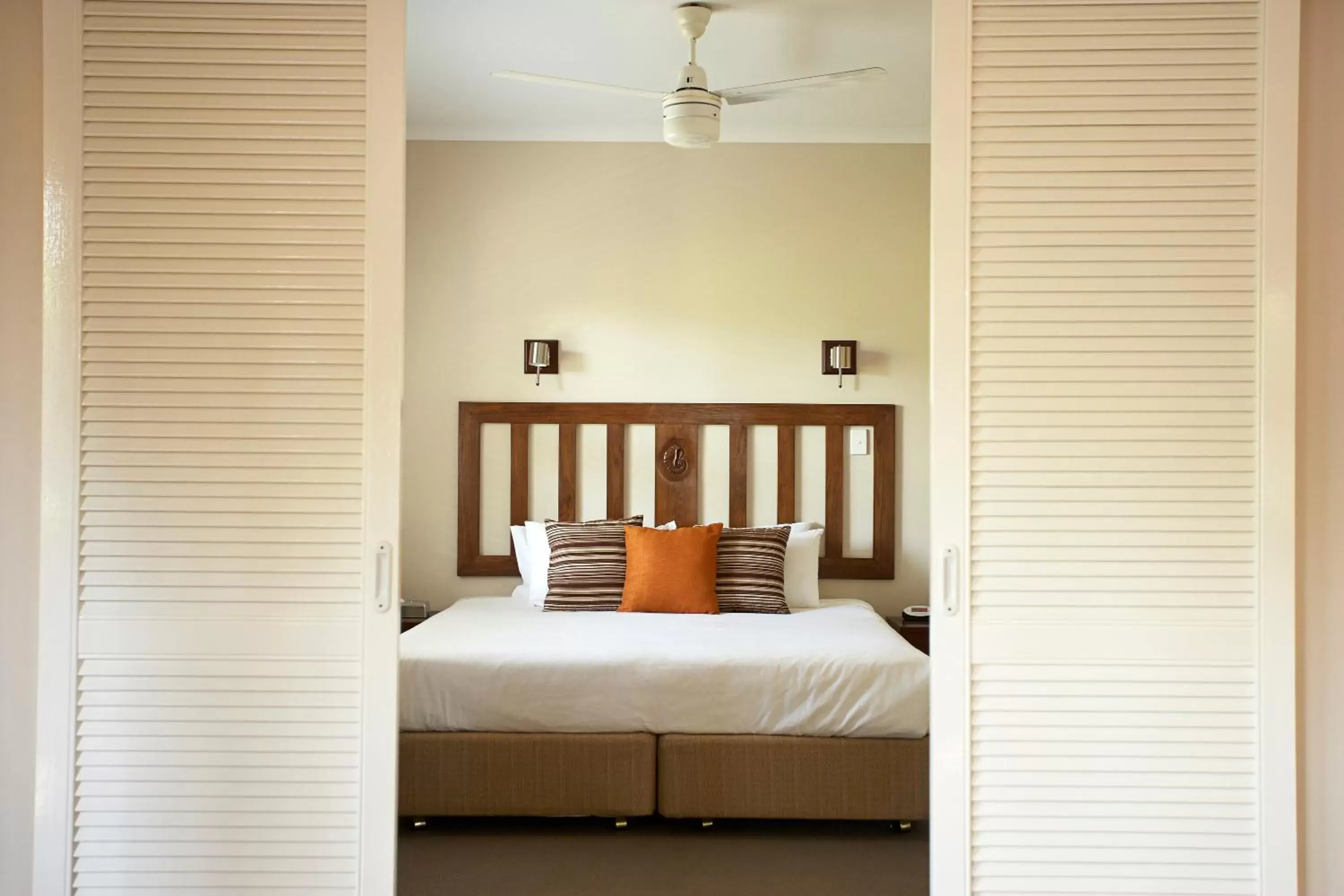 Bed in Seashells Broome Bed in Seashells Broome