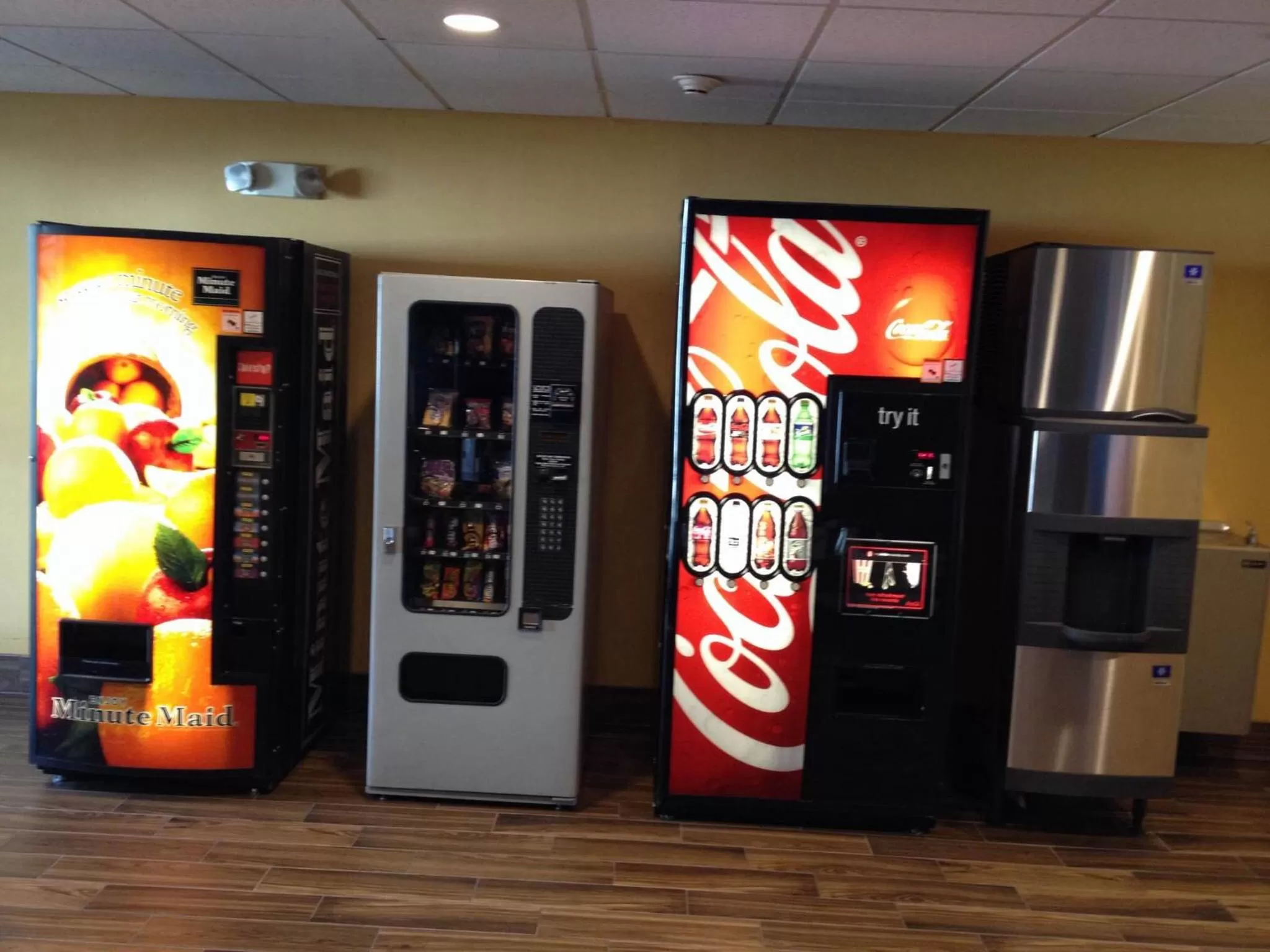 Food and drinks in Days Inn by Wyndham Vernal