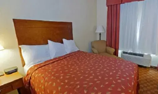 Bedroom, Bed in Americas Best Value Inn & Suites-Livingston
