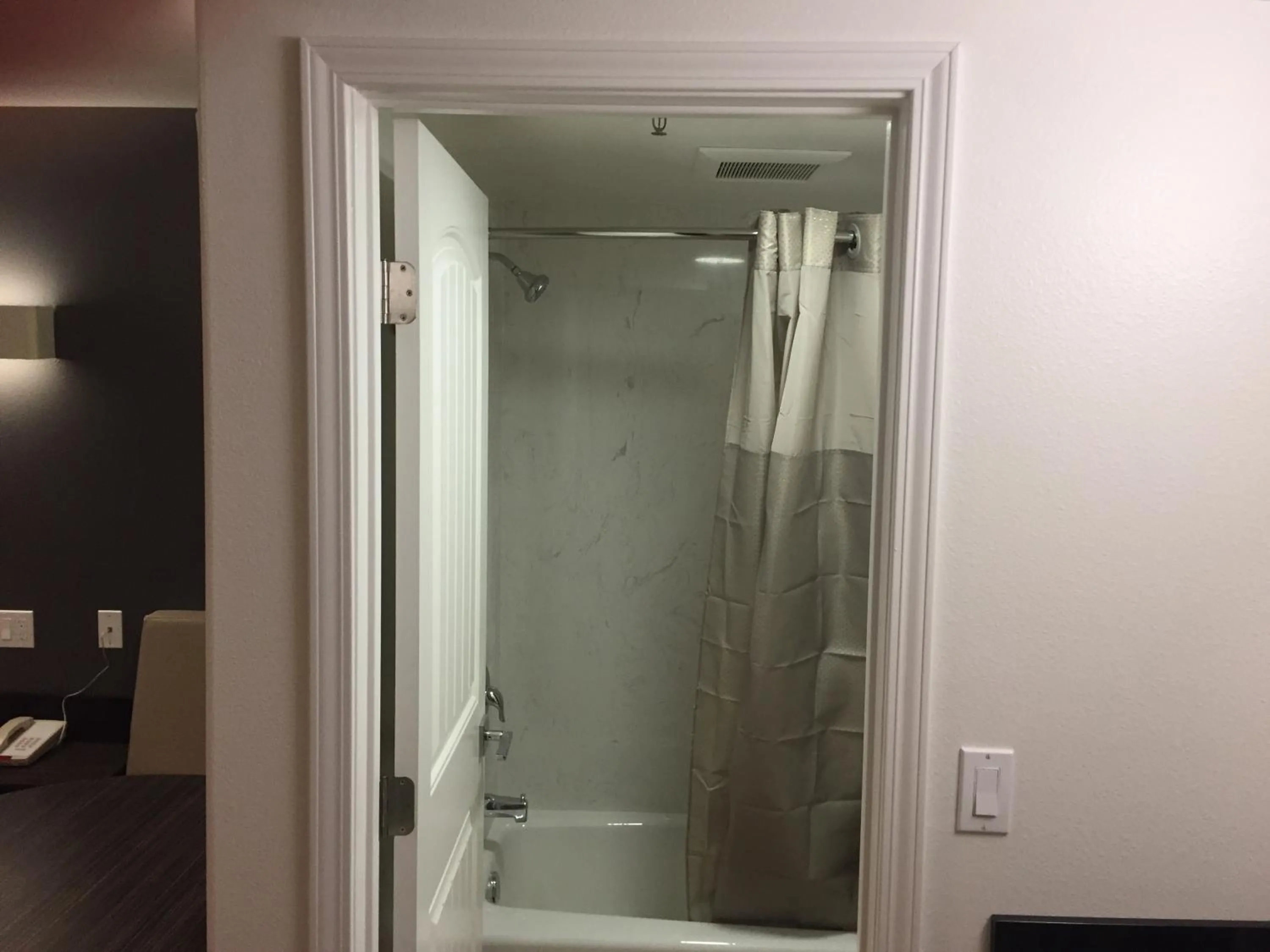 Bathroom in Studio 6 Victorville - Apple Valley