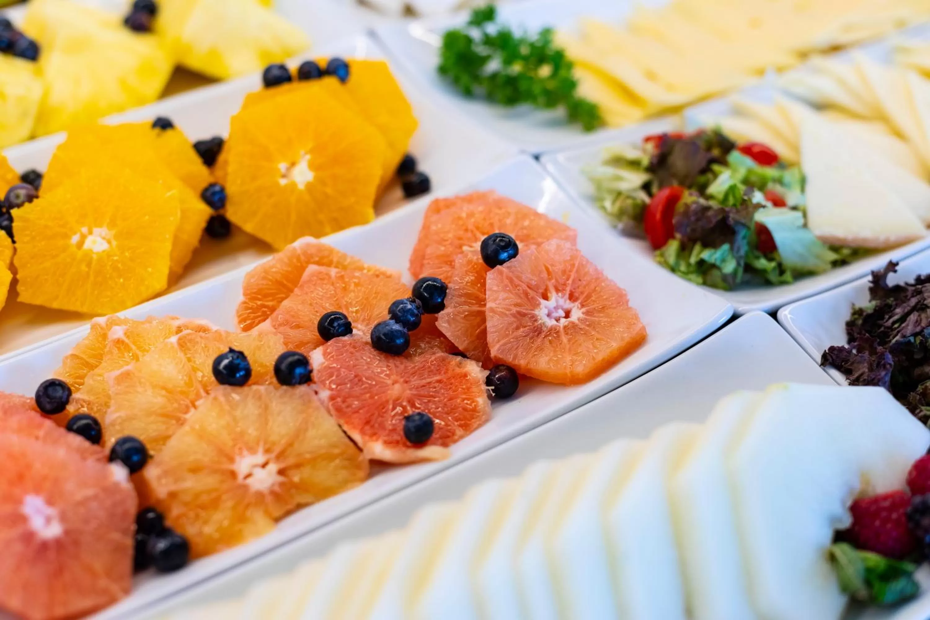 Buffet breakfast in Petit Palace Vargas