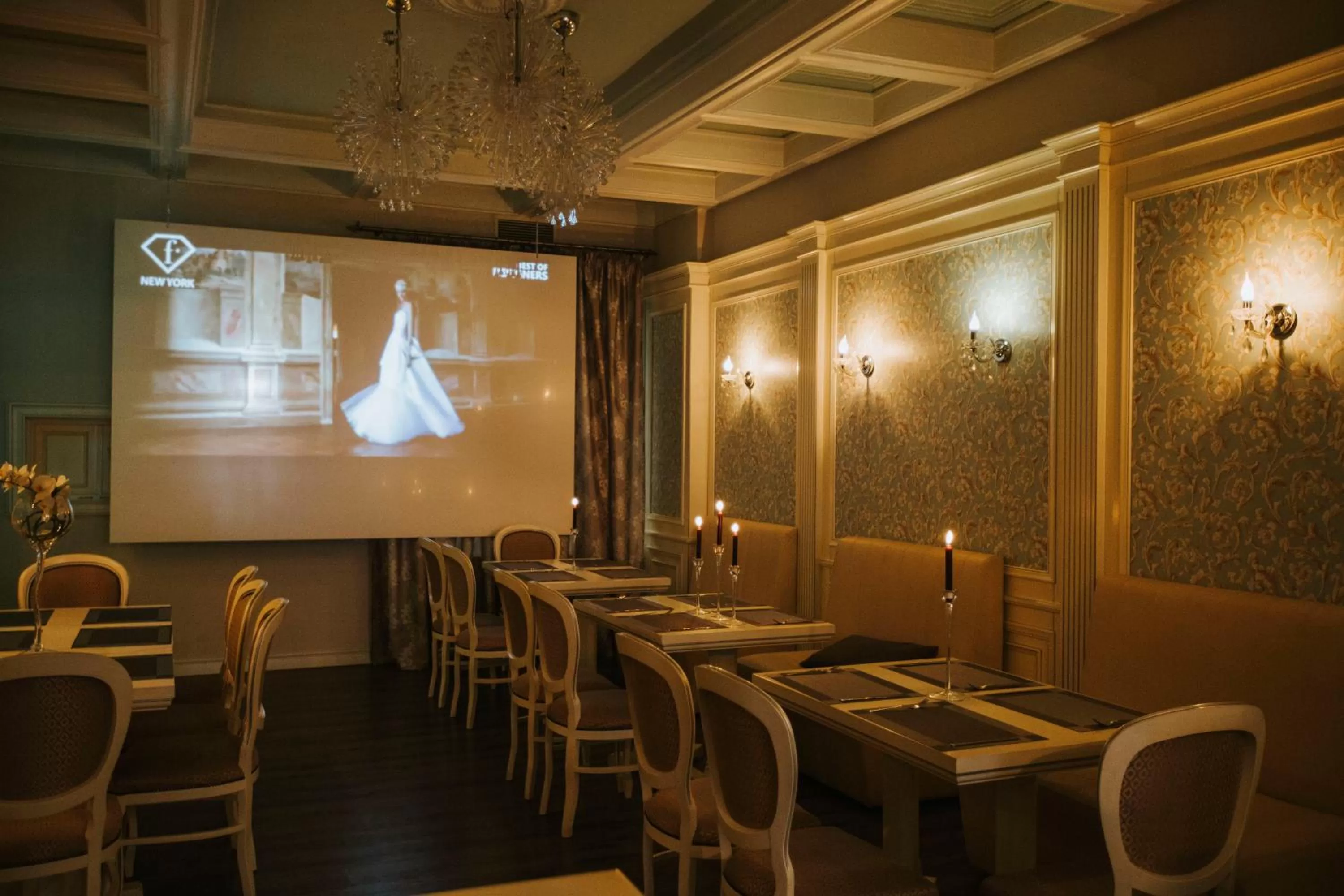 Restaurant/places to eat in Carol Boutique - Vila Cornelia