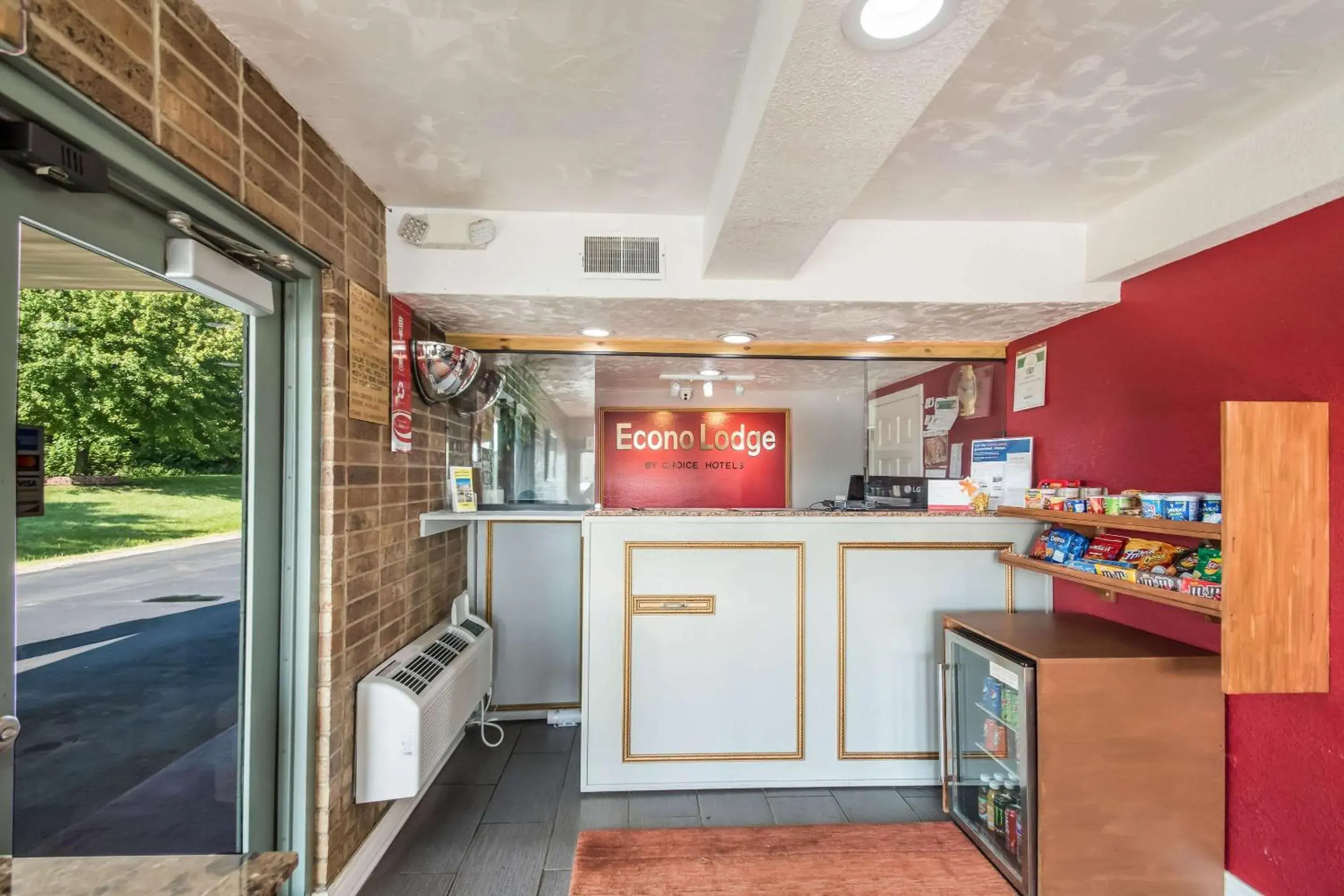 Lobby or reception in Econo Lodge Kearney