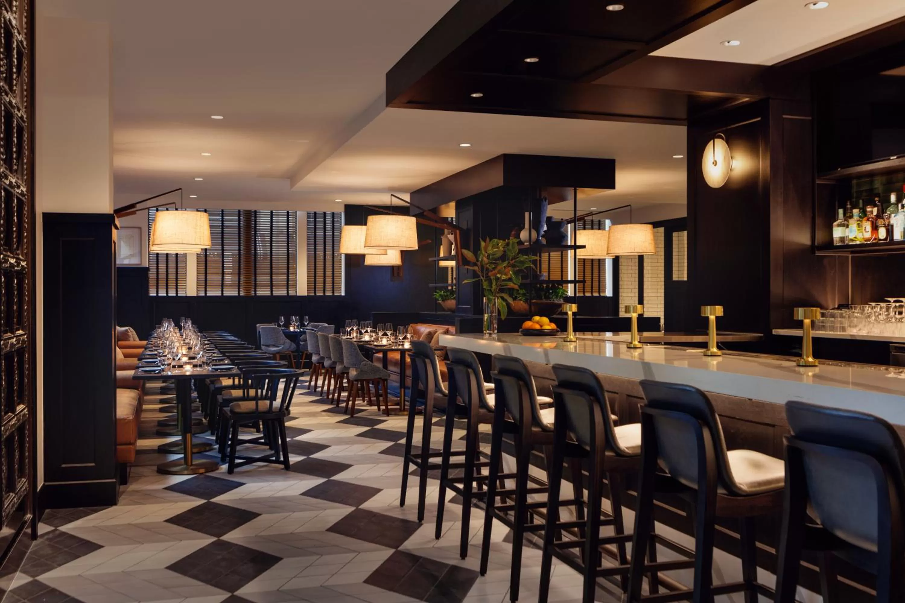 Restaurant/places to eat in Kimpton - Harper Hotel by IHG