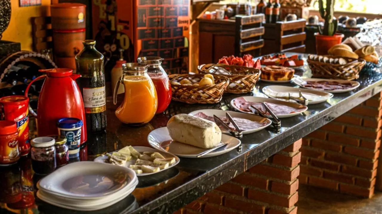 A Mi Manera Pousada , cerveja própria e Bistrô !