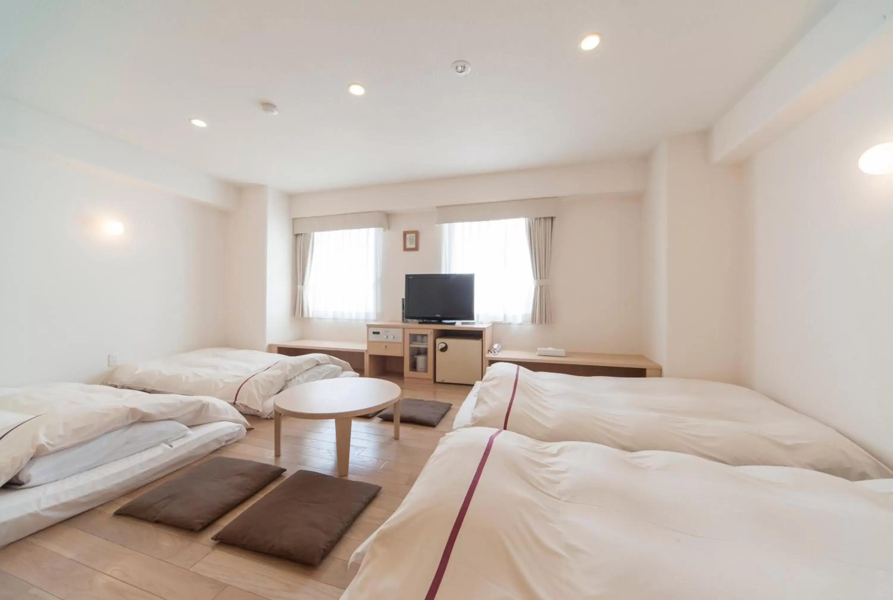 Photo of the whole room in Okayama View Hotel