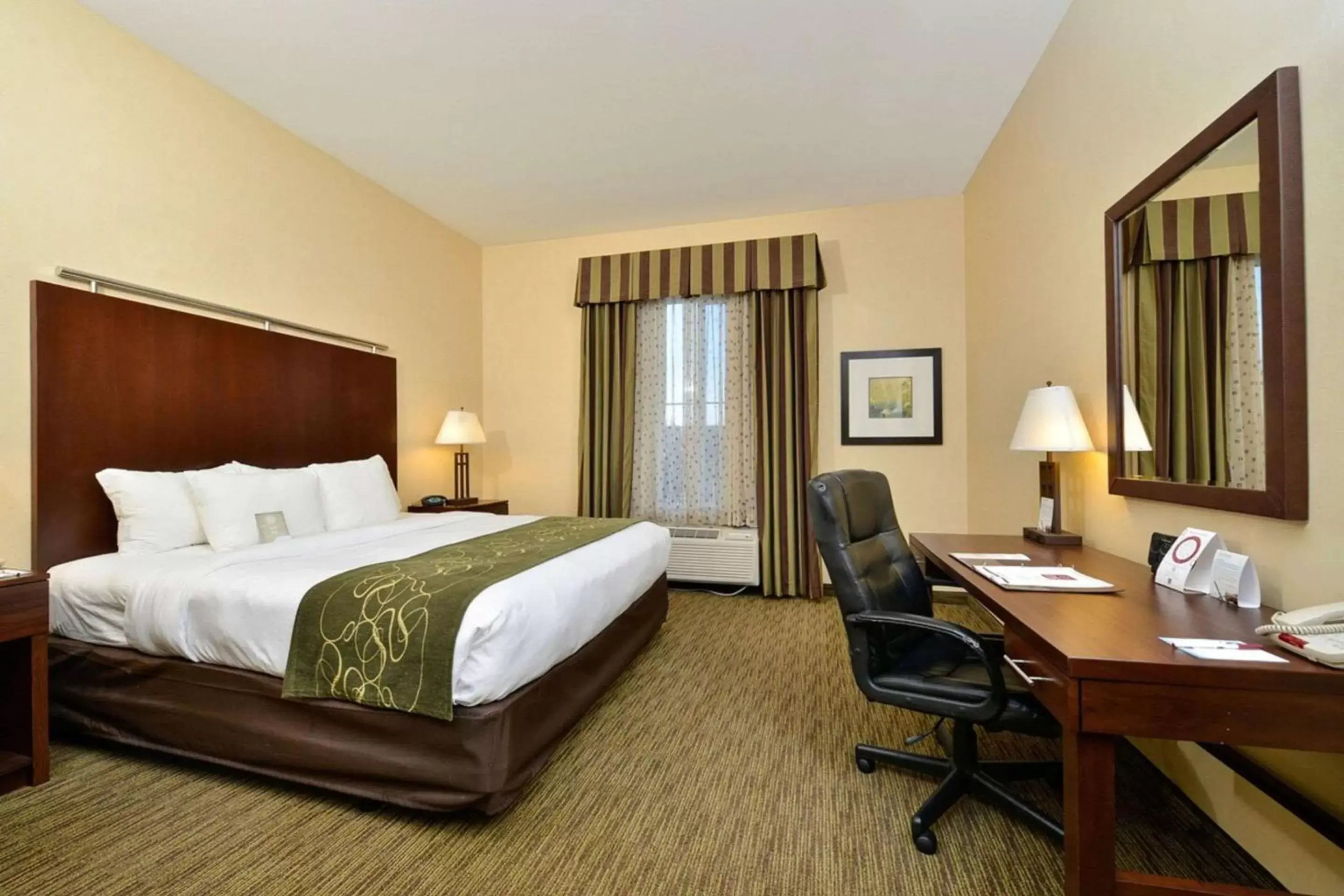 Bedroom in Comfort Suites