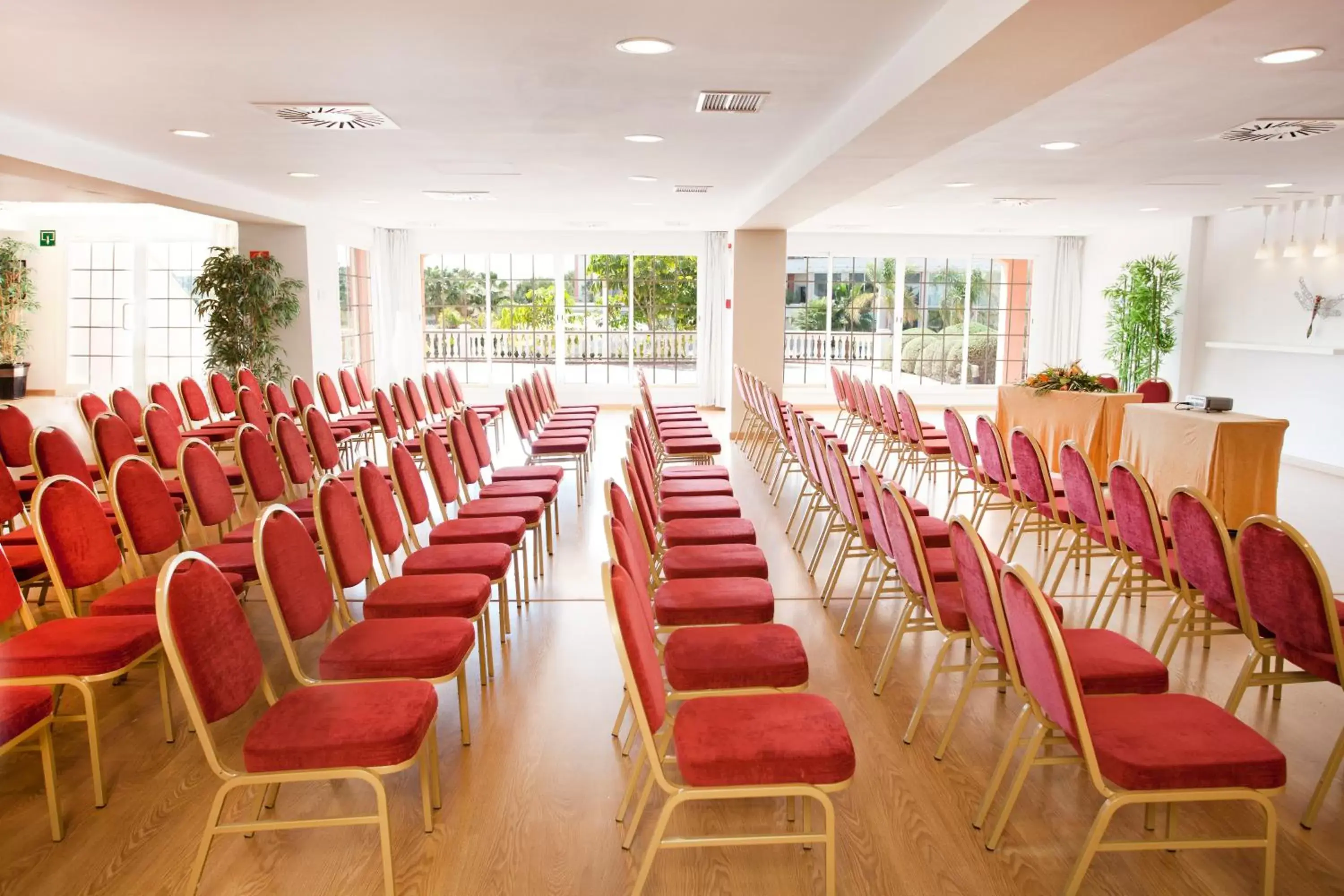 Meeting/conference room in Hotel Bonalba Alicante