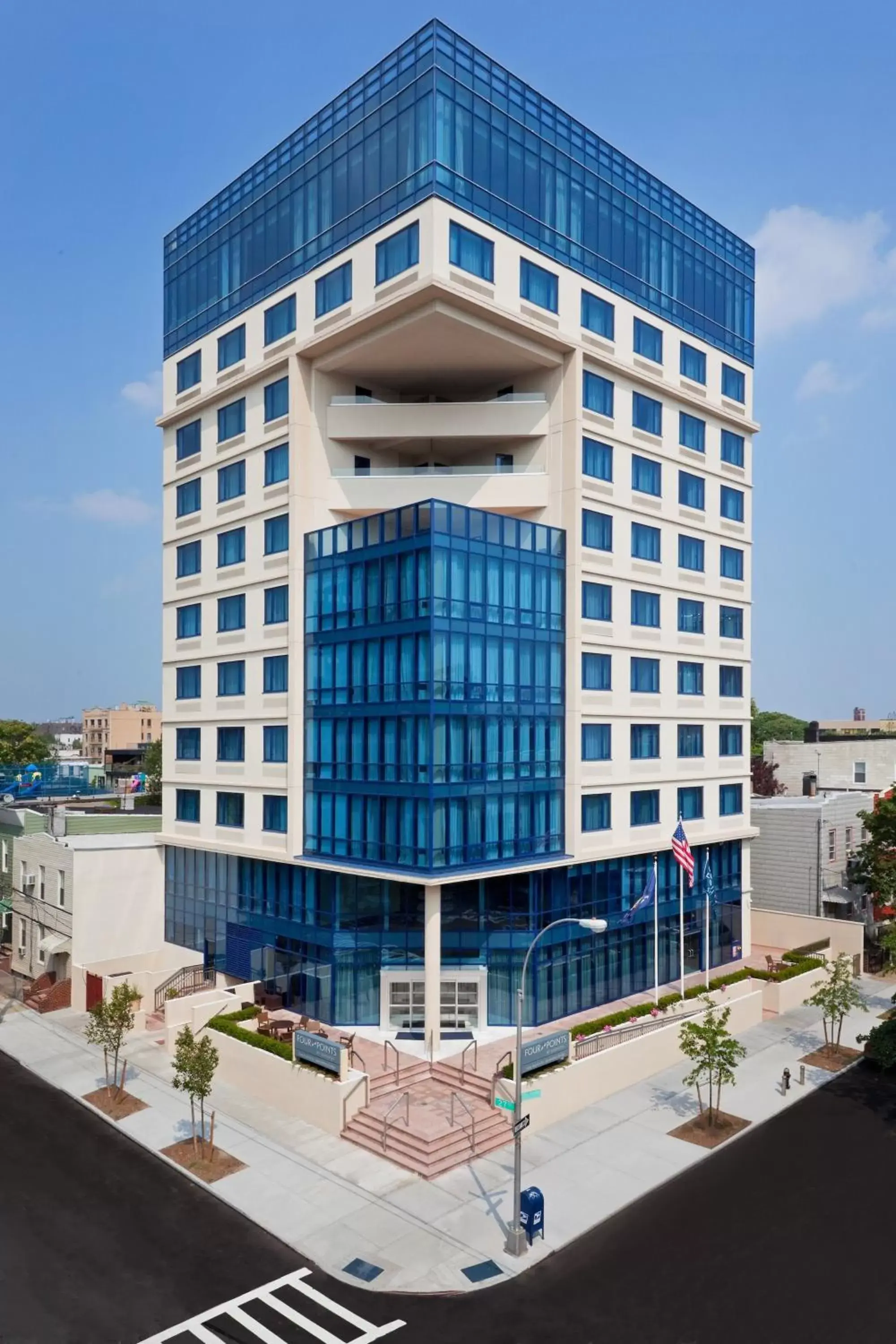 Facade/entrance, Property Building in Vista LIC Hotel, Premier Collection by Best Western