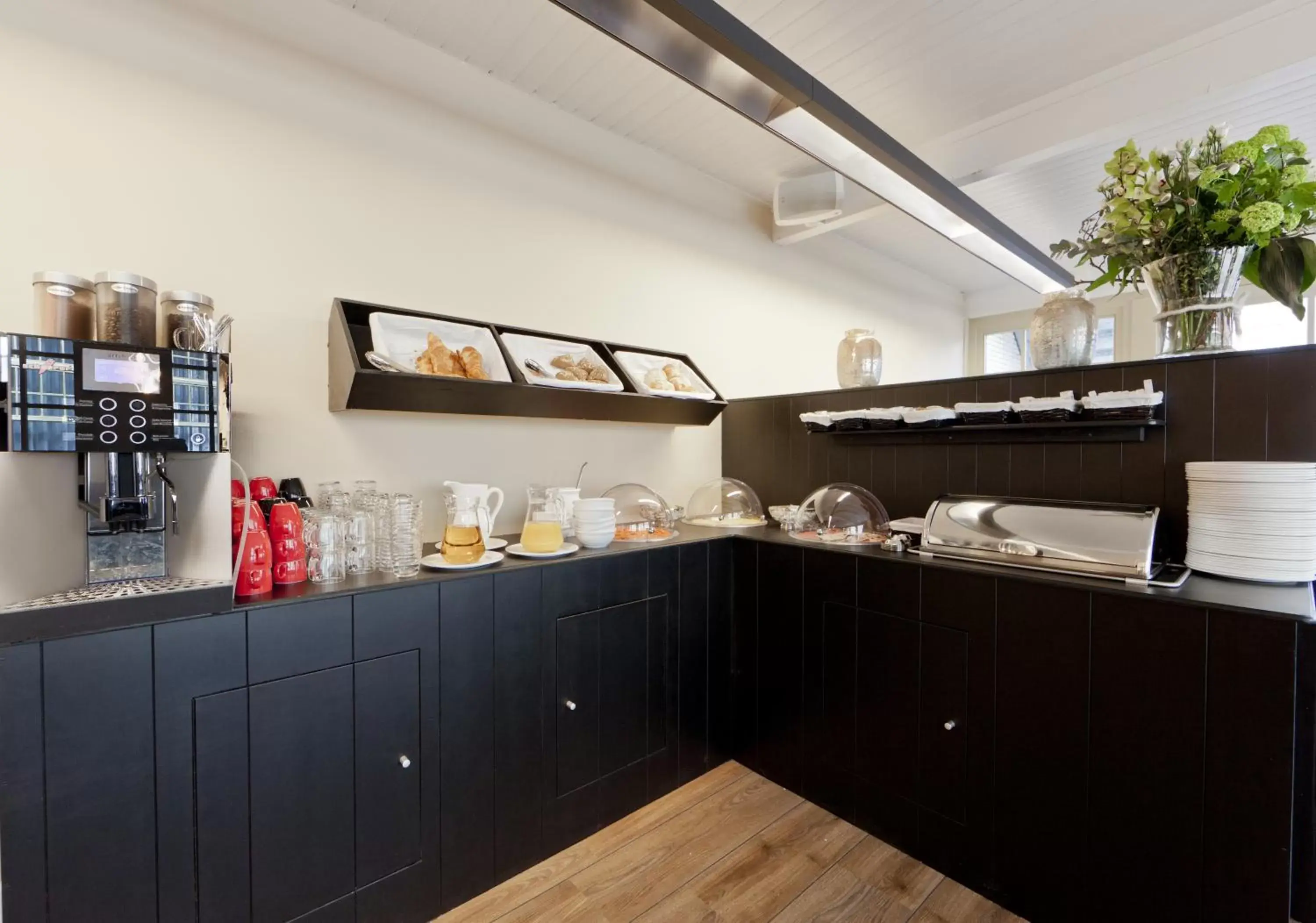 Dining area, Restaurant/Places to Eat in College Hotel Alkmaar